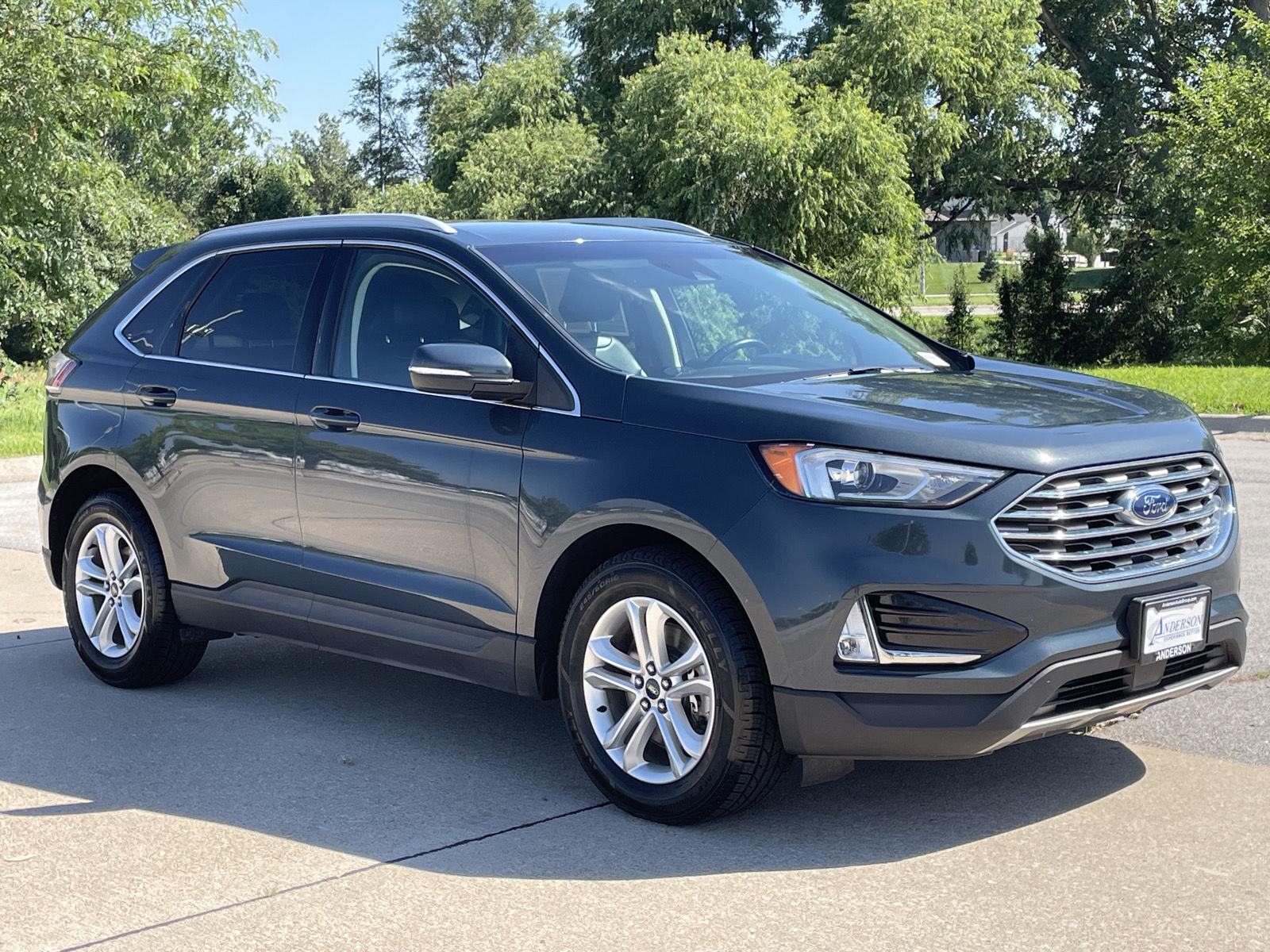 Vehicle photo 5