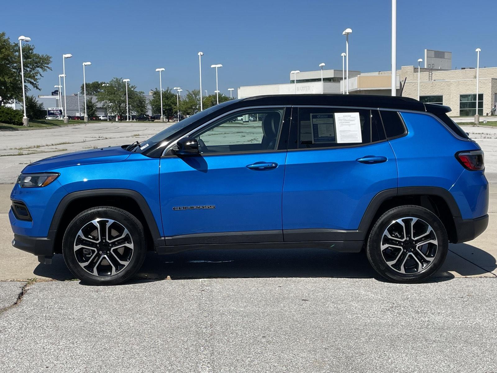 Vehicle photo 2
