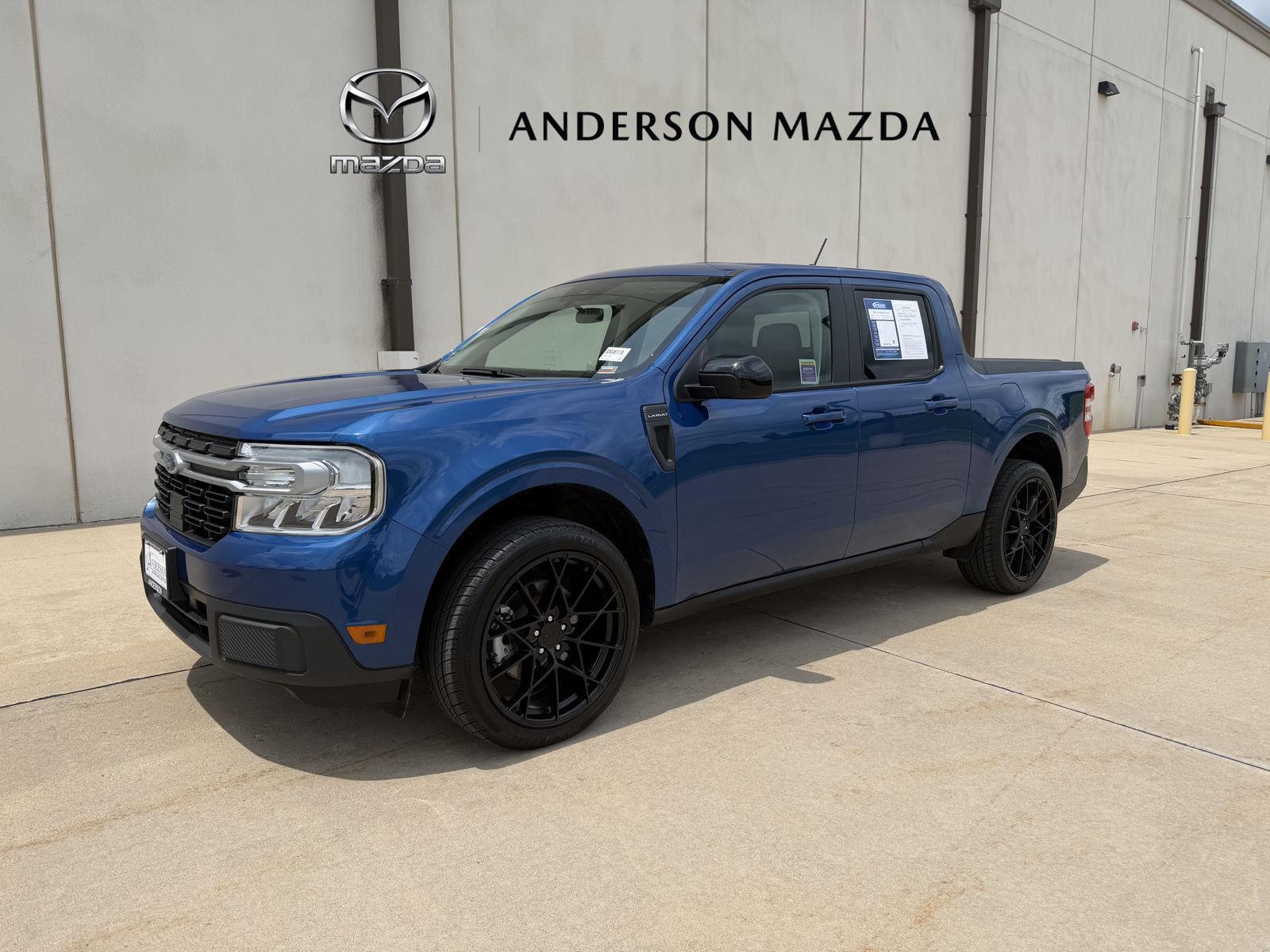 Vehicle photo 1