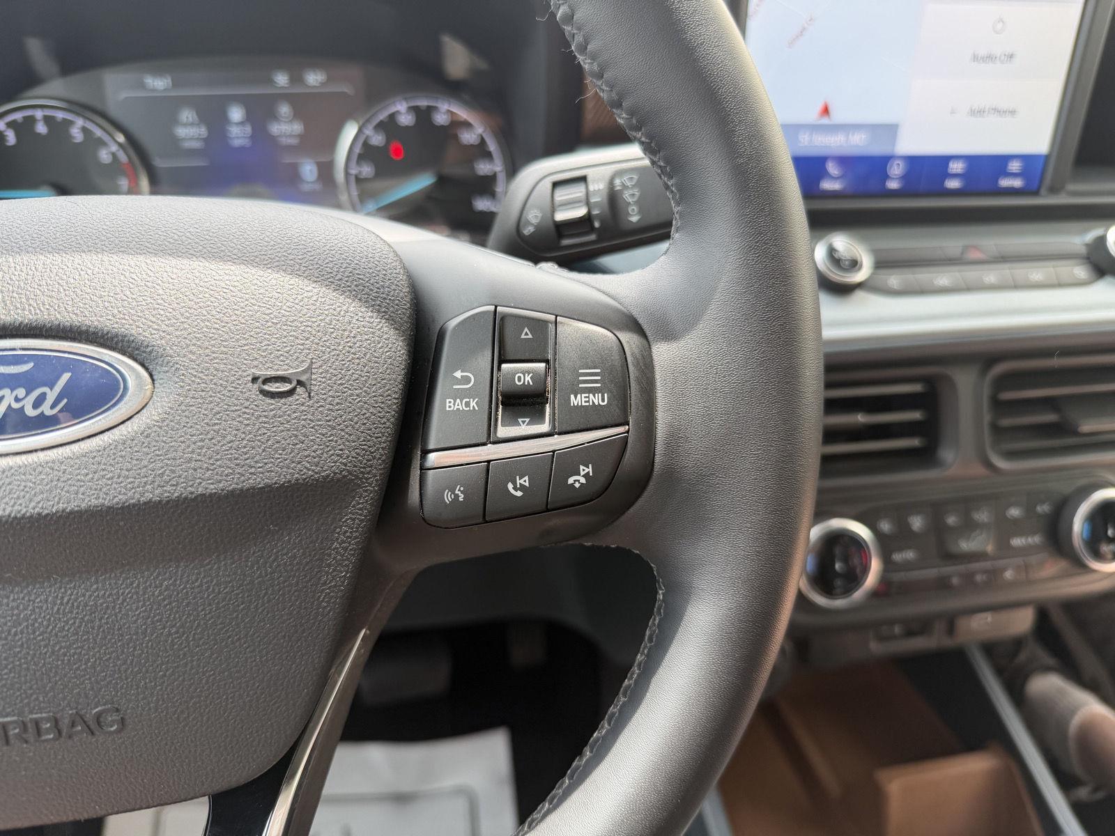 Vehicle photo 20