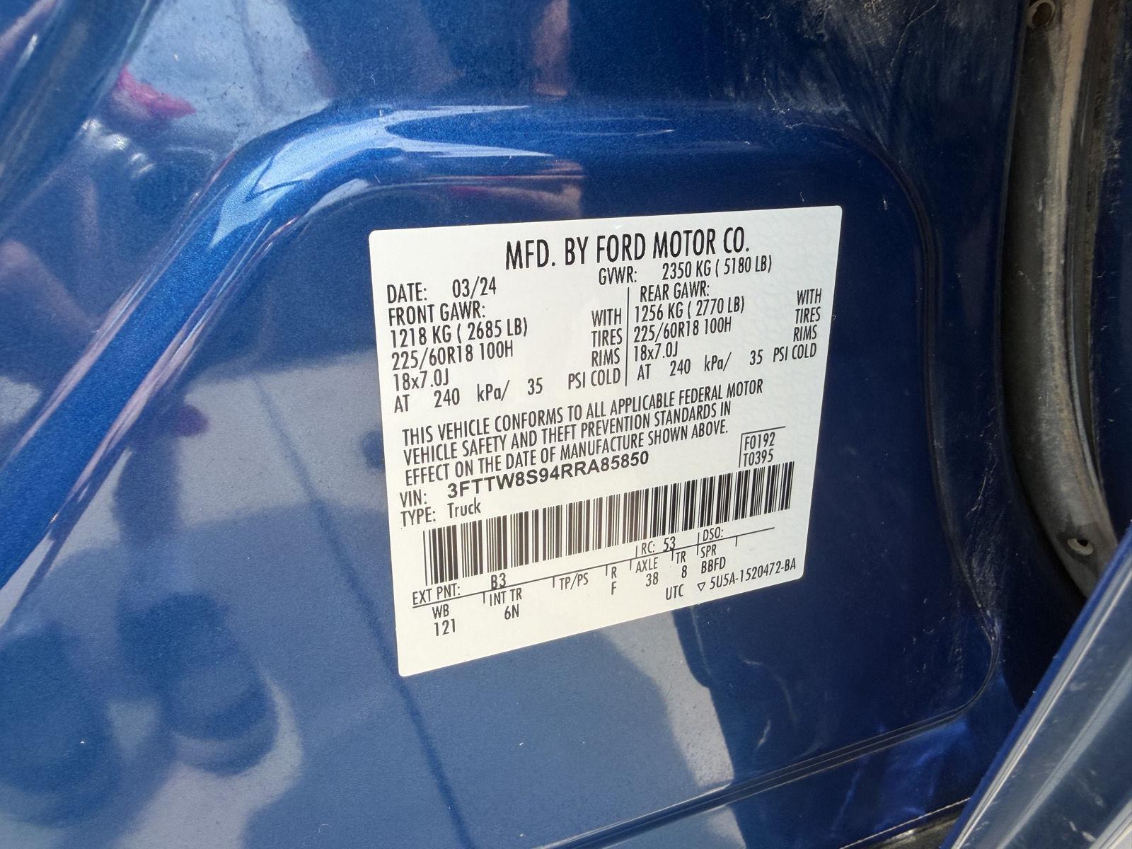Vehicle photo 29