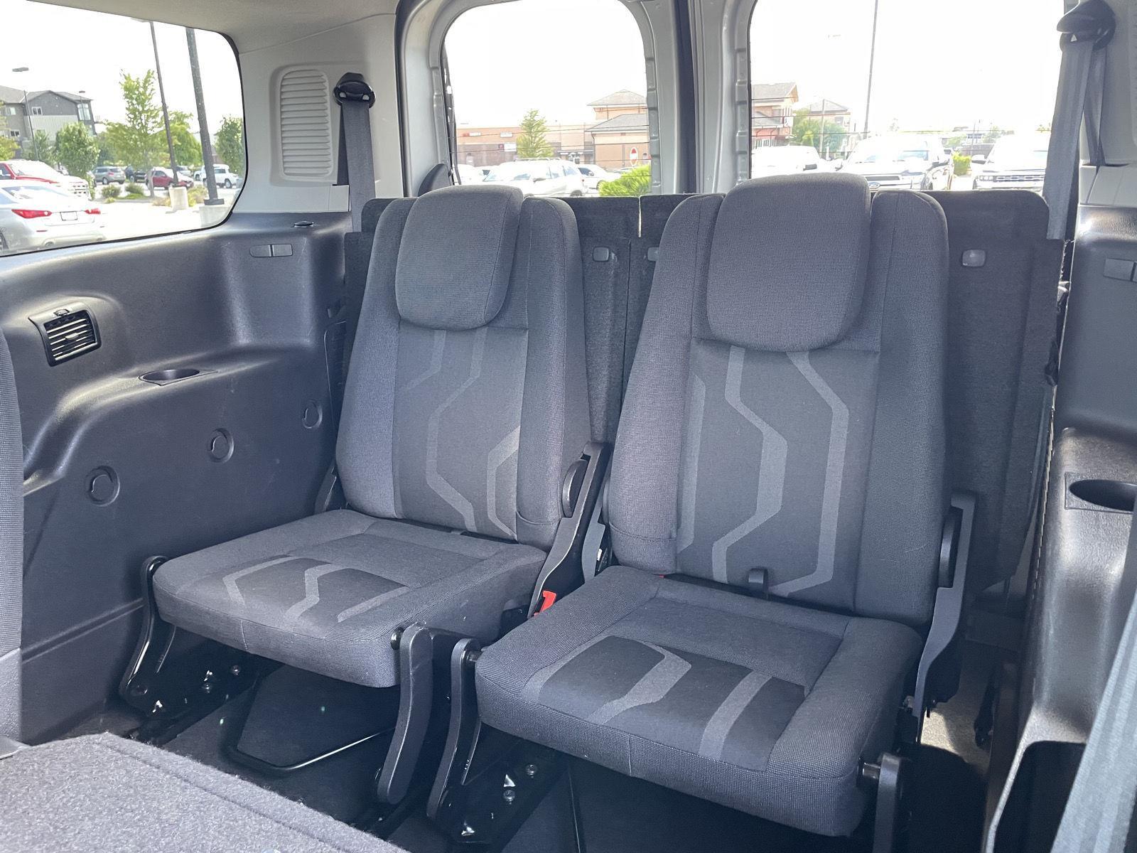 Vehicle photo 20