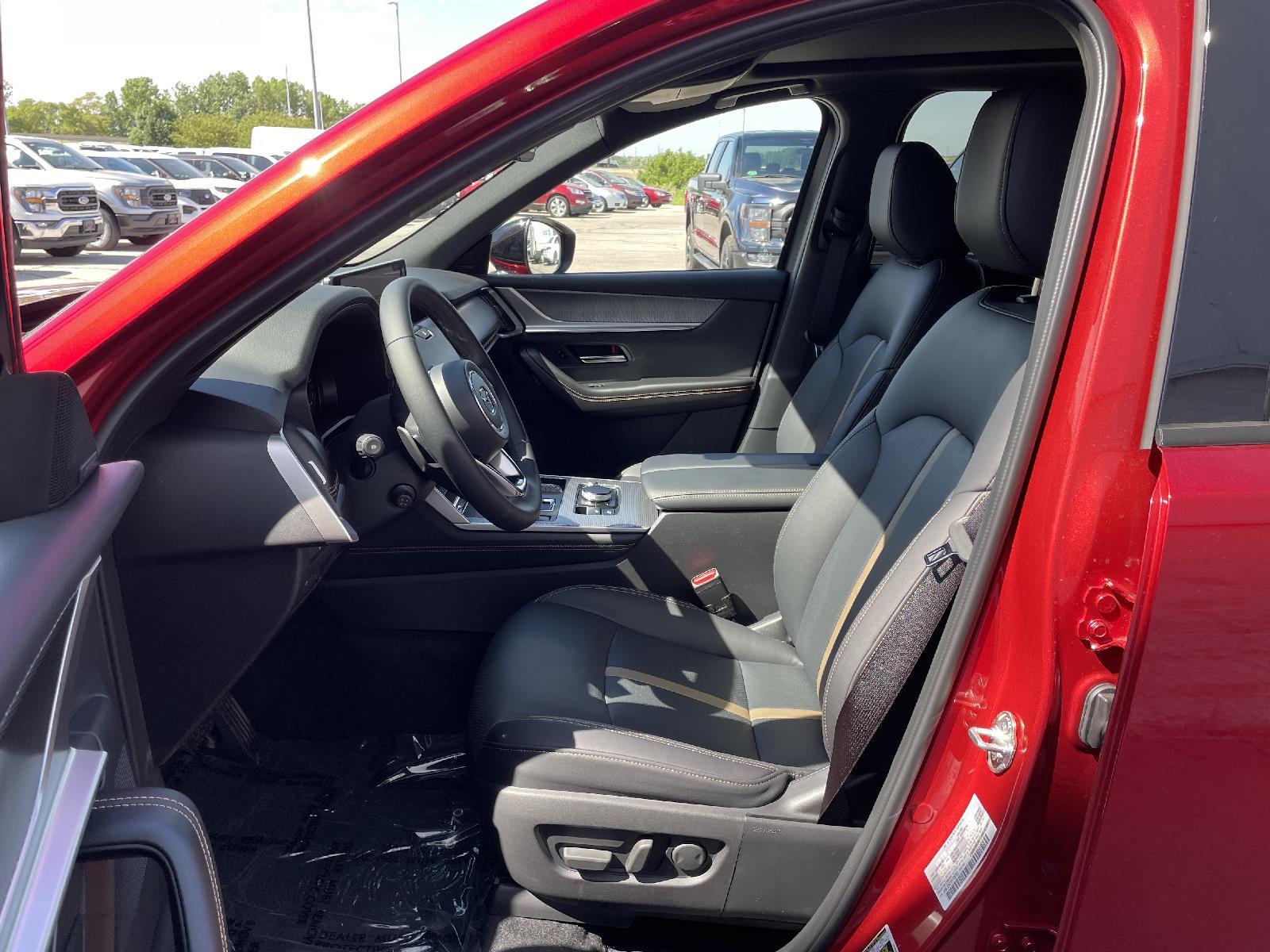 New 2025 Mazda CX-70 3.3 Turbo S Premium Package SUV for sale in Lincoln NE