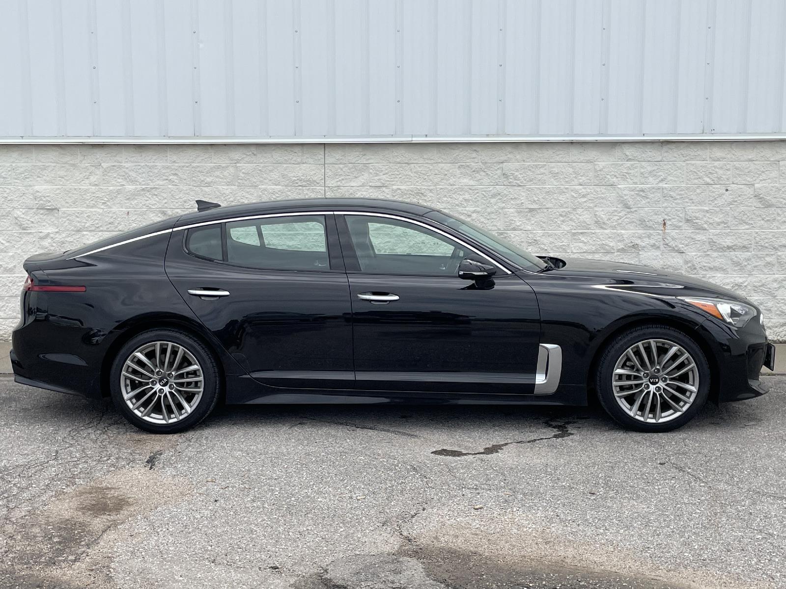 Used 2018 Kia Stinger Base Sedan for sale in Lincoln NE