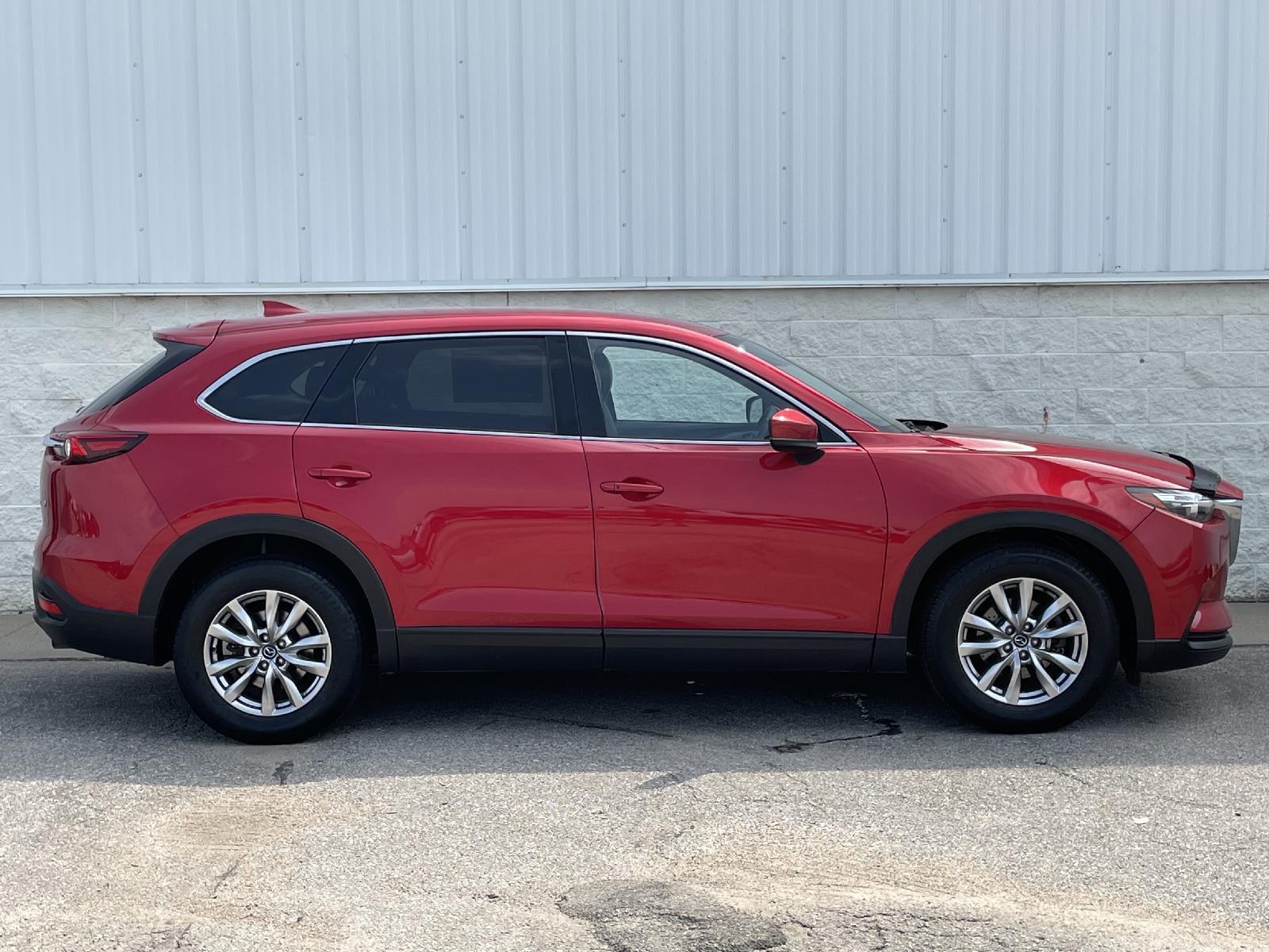 Used 2017 Mazda CX-9 Touring SUV for sale in Lincoln NE