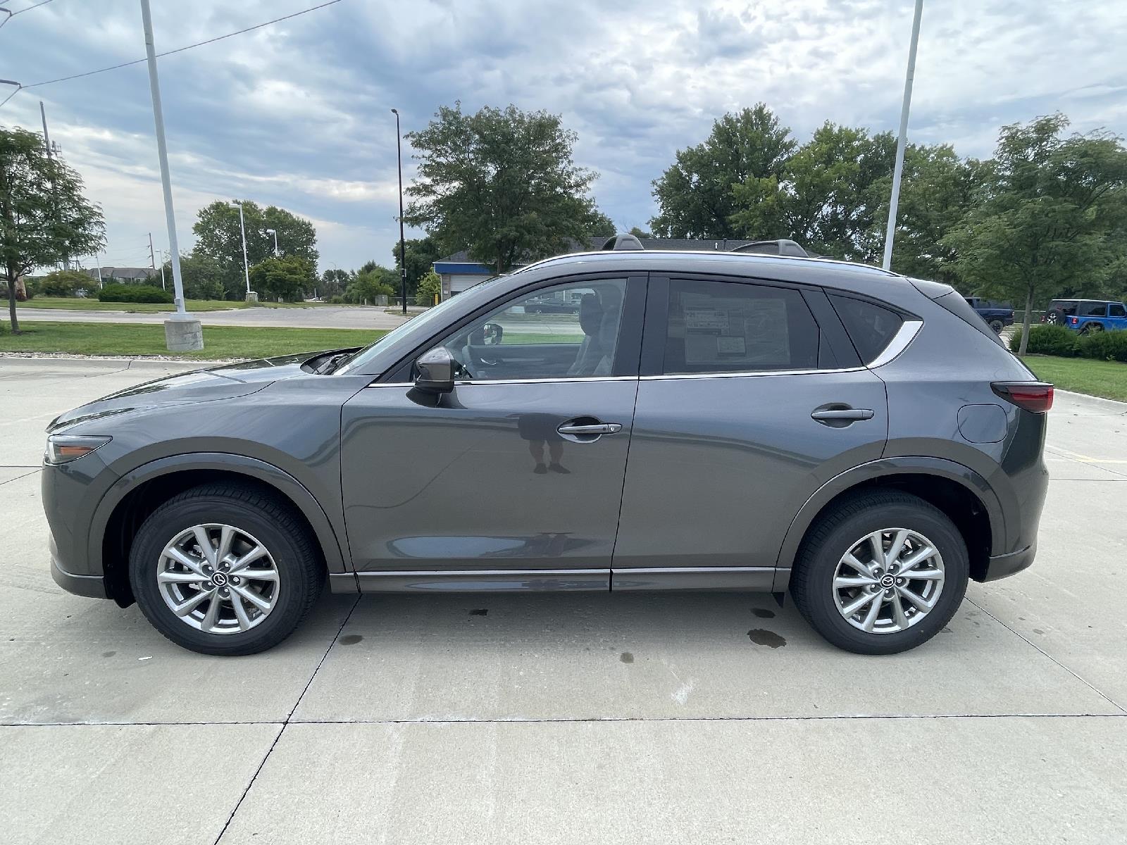 New 2025 Mazda CX-5 2.5 S Preferred Package SUV for sale in Lincoln NE