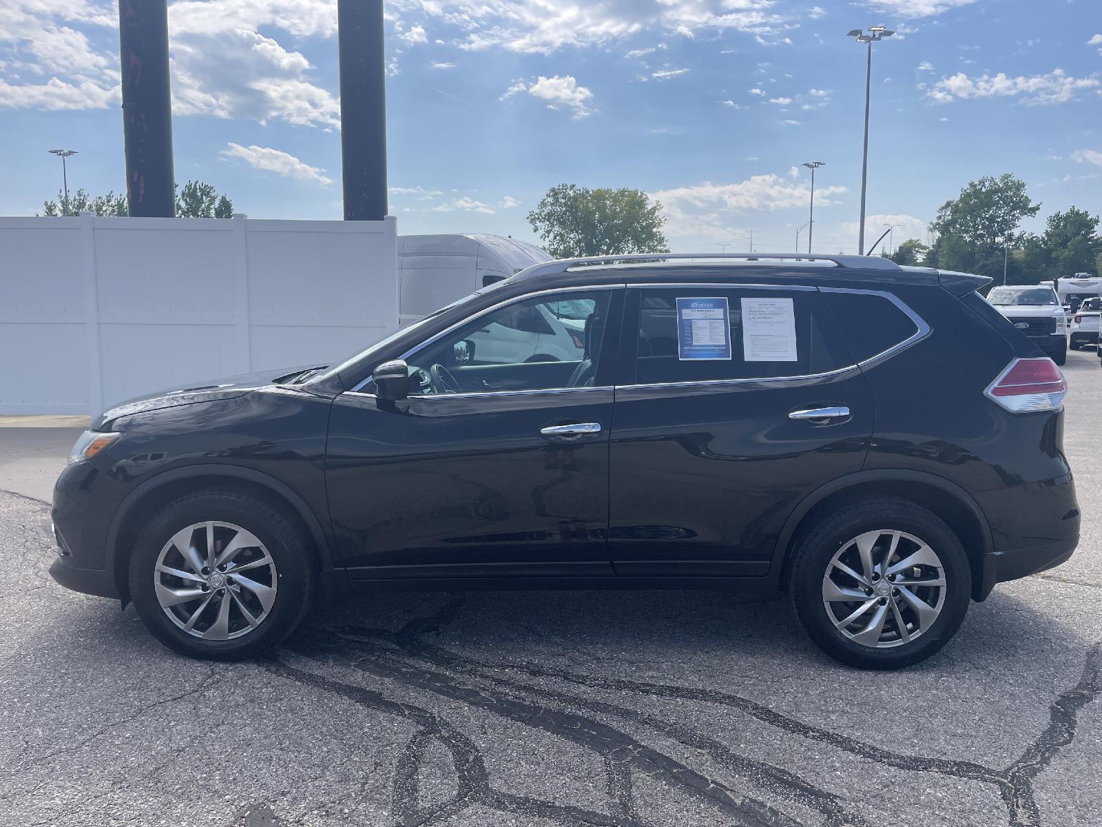 Used 2014 Nissan Rogue SL SUV for sale in Lincoln NE