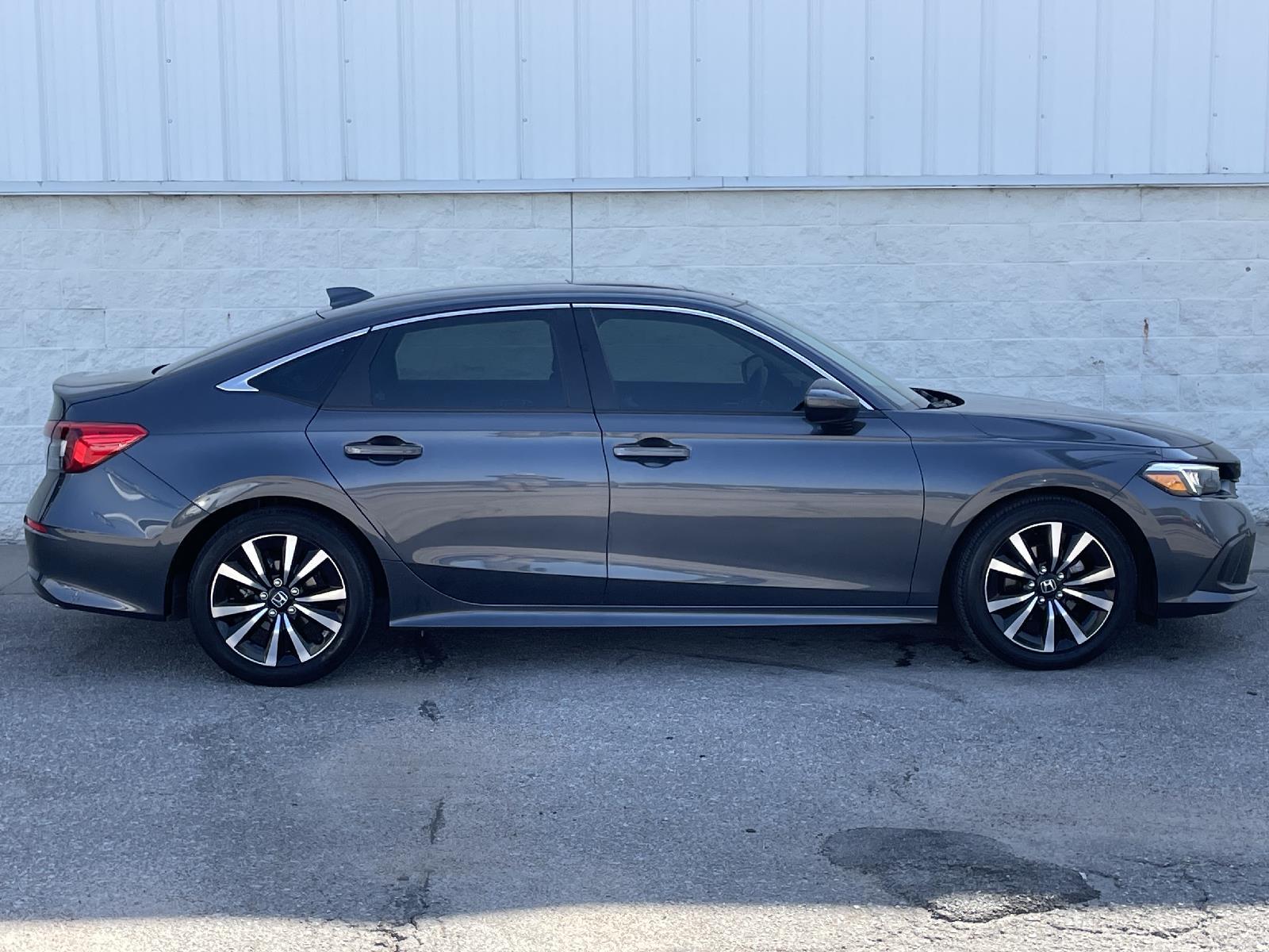 Used 2023 Honda Civic Sedan EX Sedan for sale in Lincoln NE