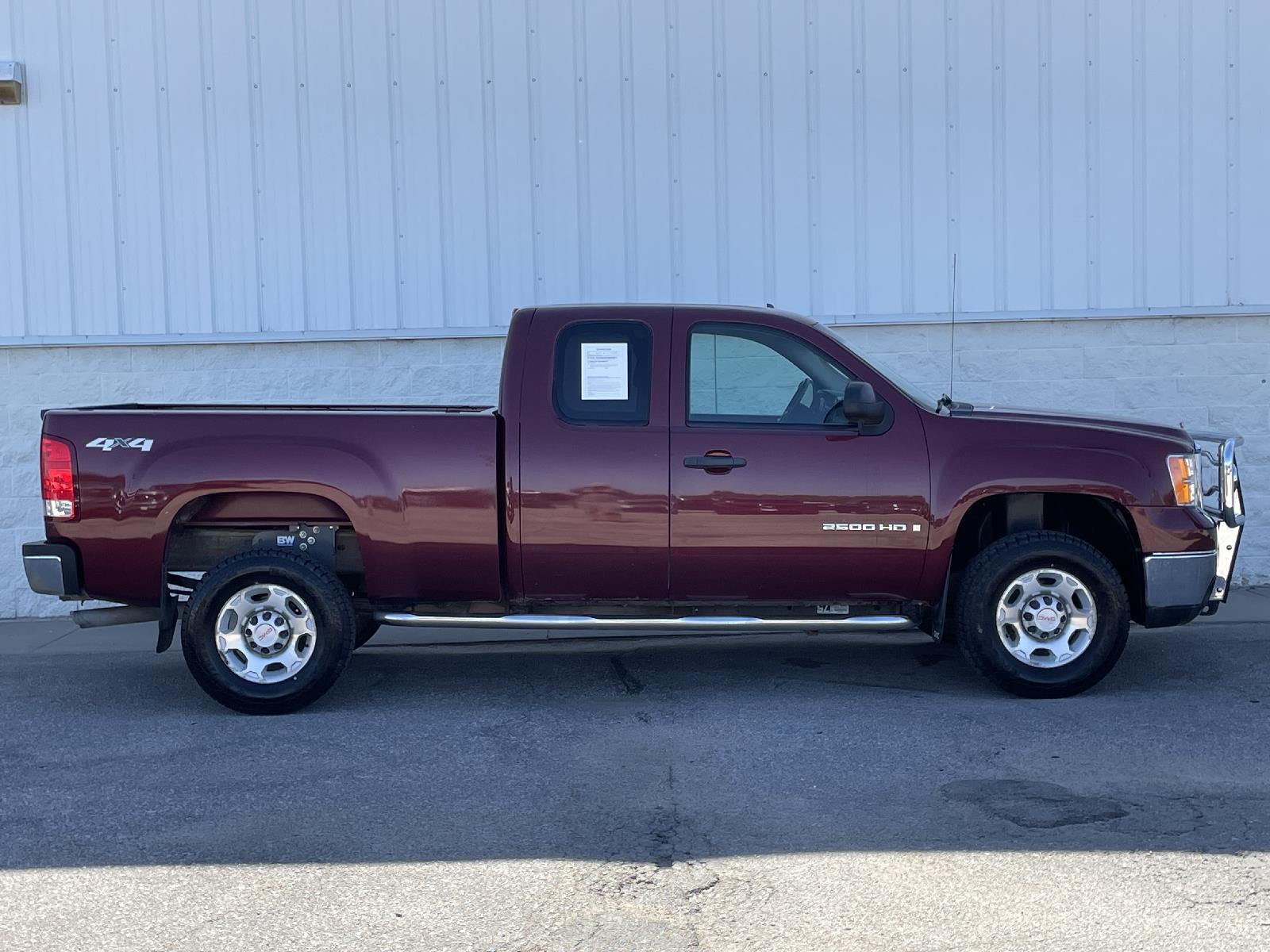 Used 2009 GMC Sierra 2500HD SLE ext cab 6.5' fleetside for sale in Lincoln NE