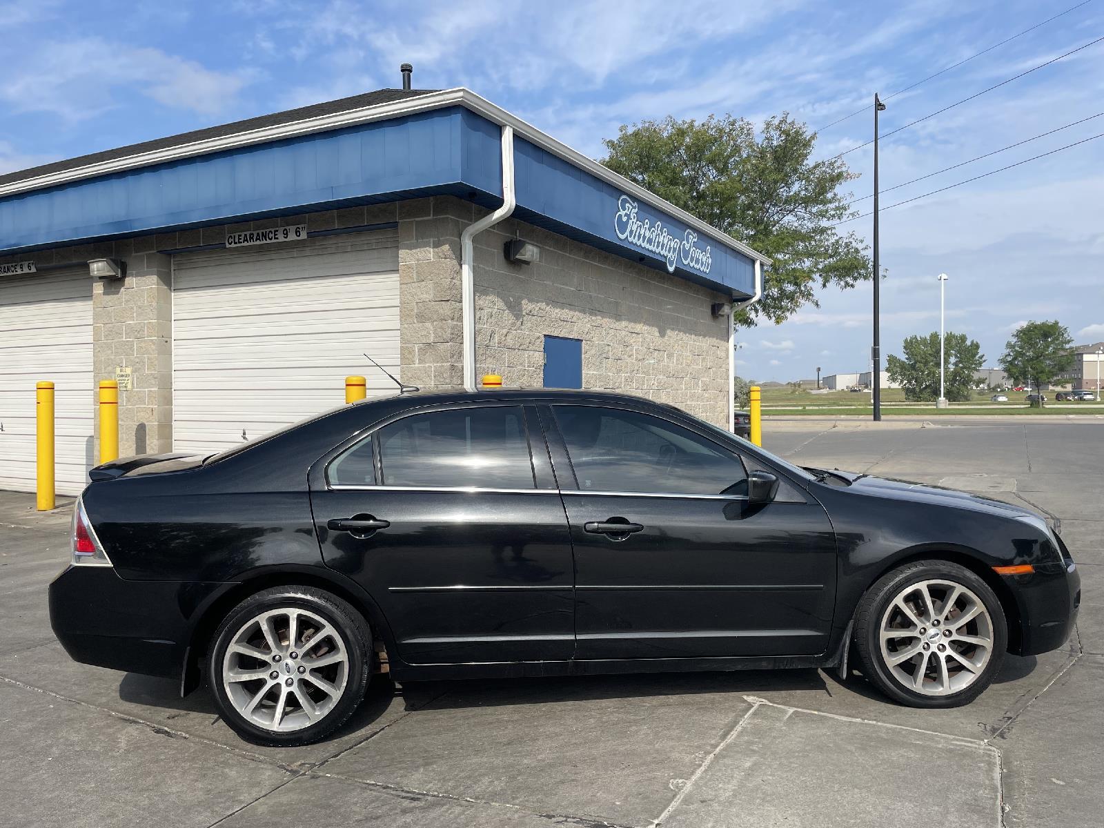 Used 2009 Ford Fusion SEL Sedan for sale in Lincoln NE