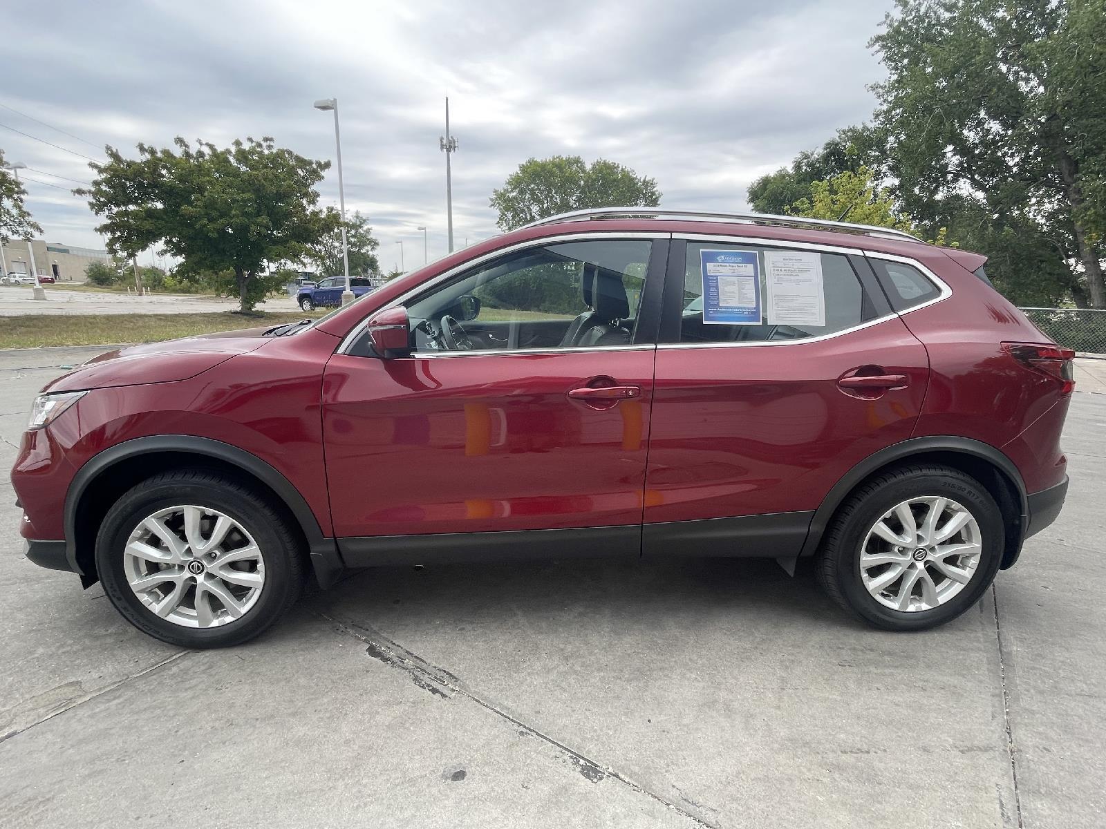 Used 2022 Nissan Rogue Sport SV SUV for sale in Lincoln NE