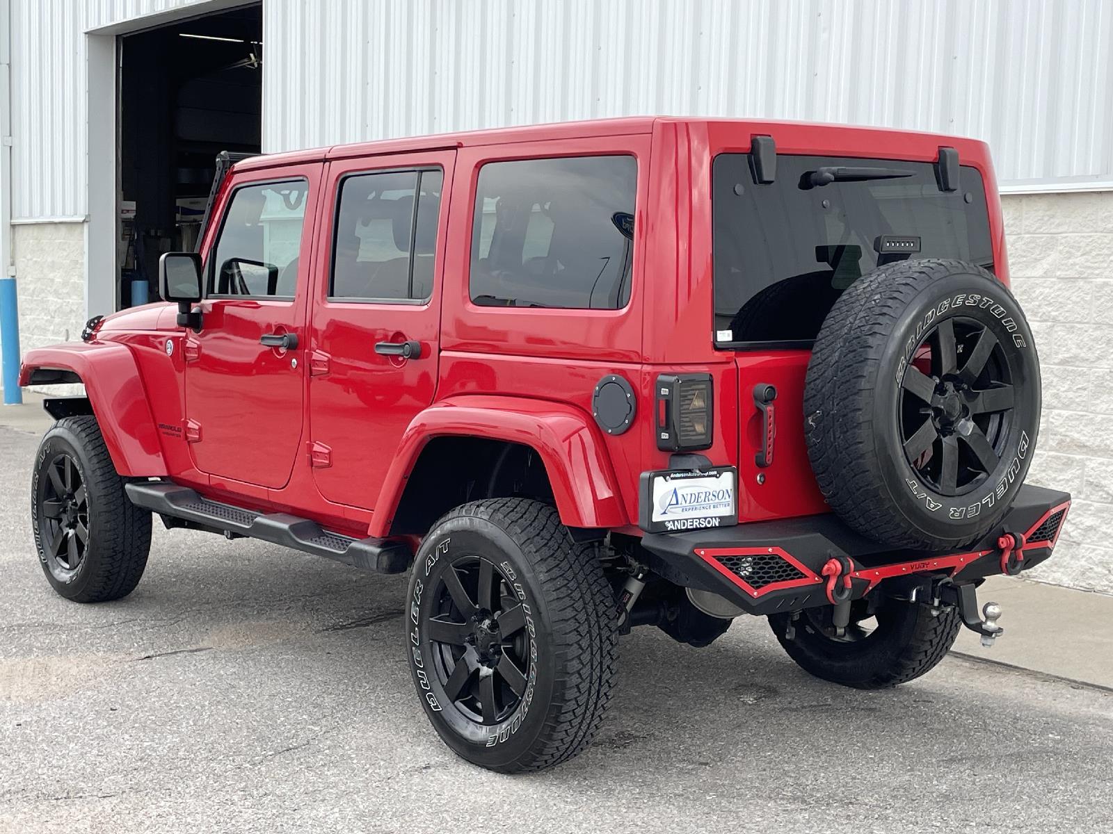 Used 2014 Jeep Wrangler Unlimited Sahara SUV for sale in Lincoln NE