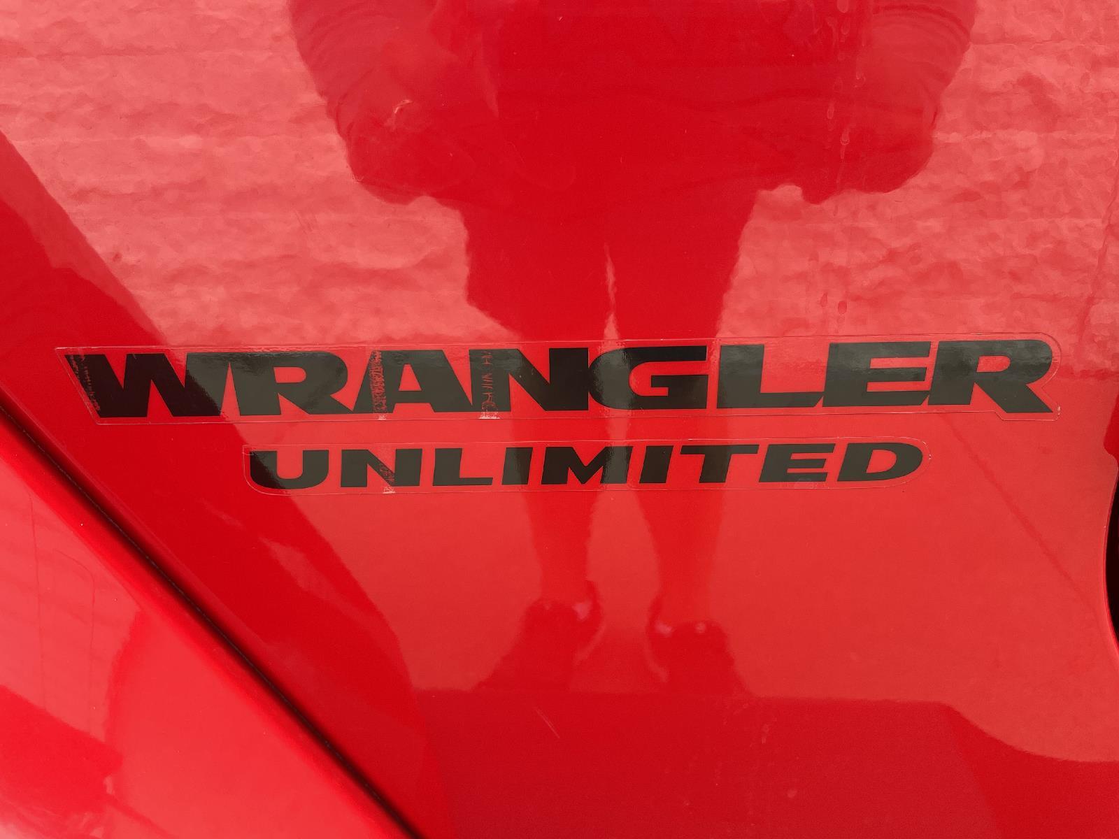 Used 2014 Jeep Wrangler Unlimited Sahara SUV for sale in Lincoln NE