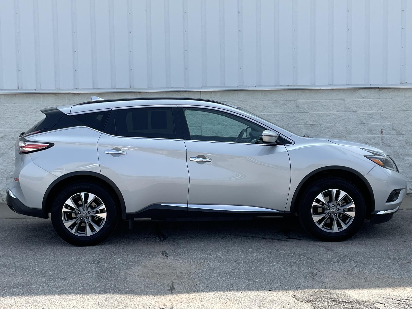 Used 2018 Nissan Murano SV SUV for sale in Lincoln NE