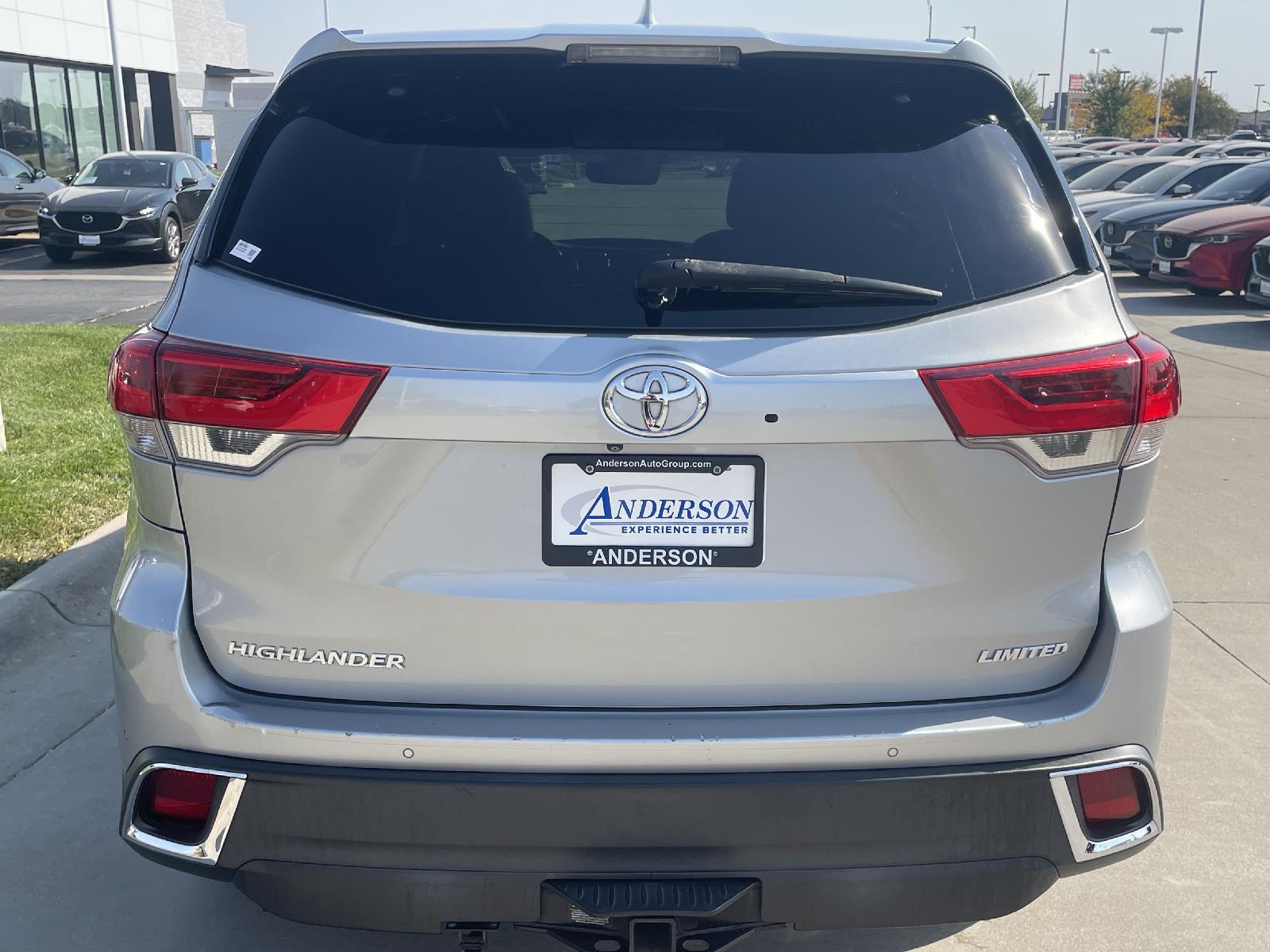 Used 2017 Toyota Highlander Limited Platinum SUV for sale in Lincoln NE