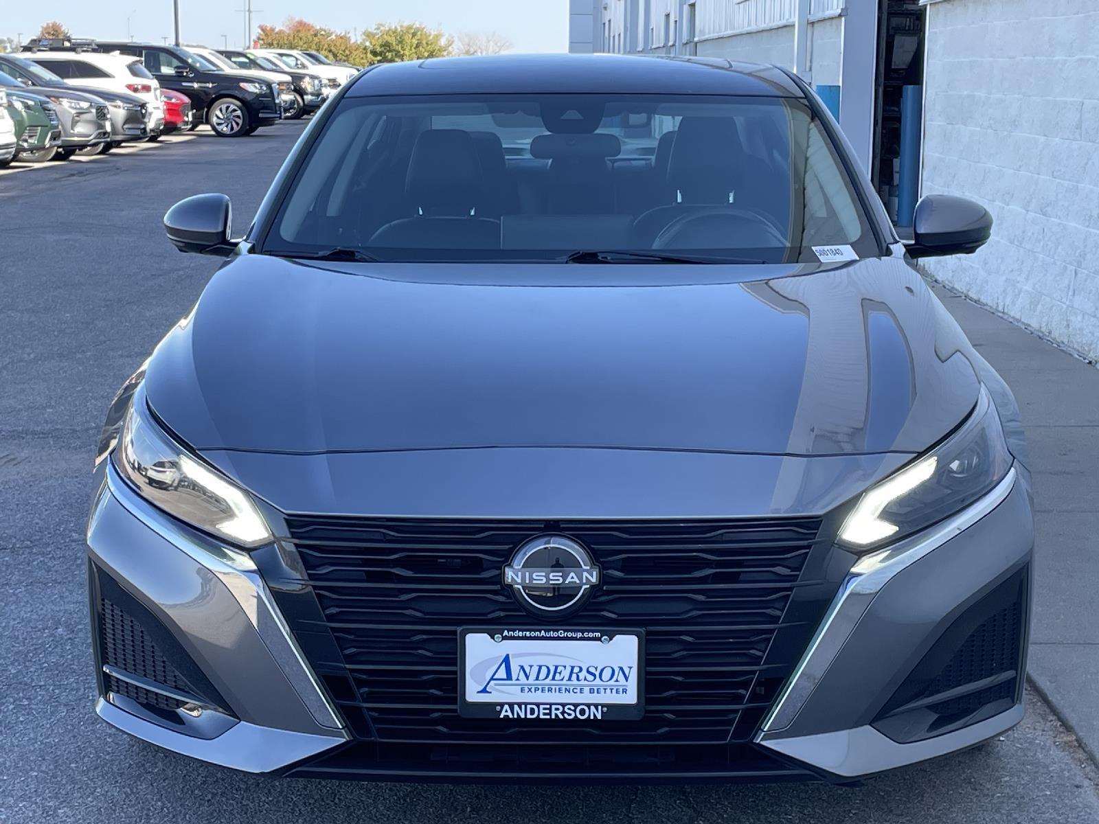 Used 2023 Nissan Altima 2.5 SL Sedan for sale in Lincoln NE