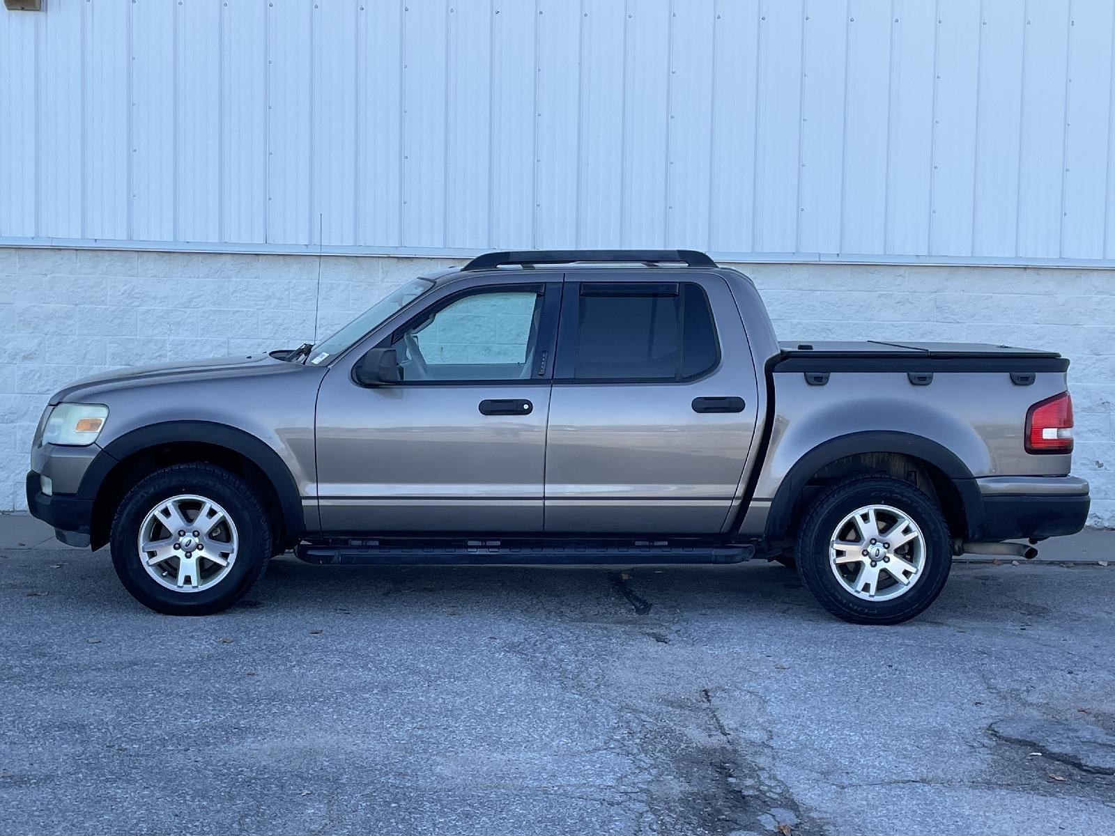 Used 2007 Ford Explorer Sport Trac XLT 4 door for sale in Lincoln NE