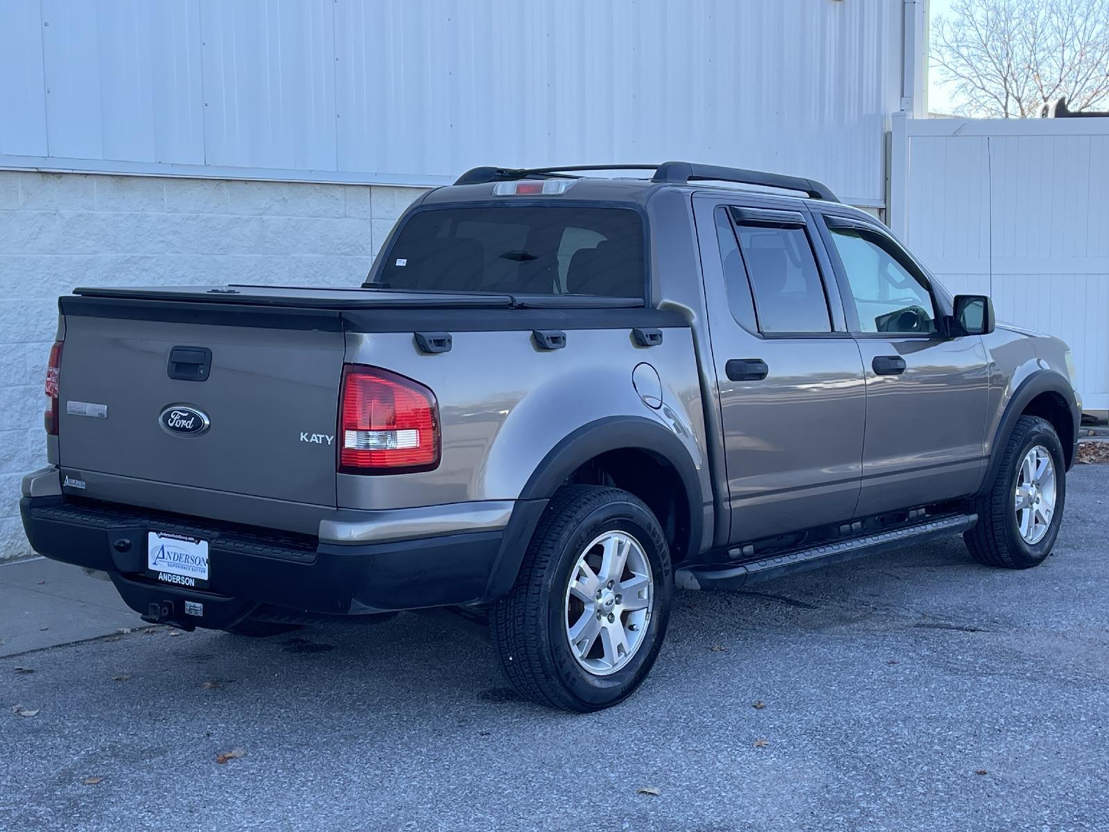 Used 2007 Ford Explorer Sport Trac XLT 4 door for sale in Lincoln NE