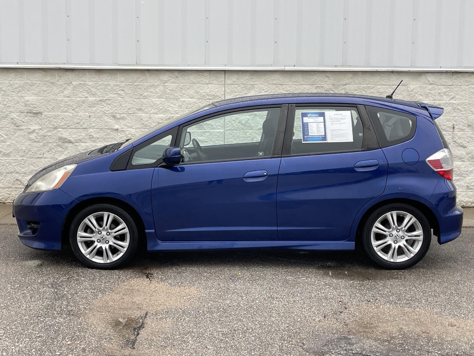 Used 2010 Honda Fit Sport Hatchback for sale in Lincoln NE