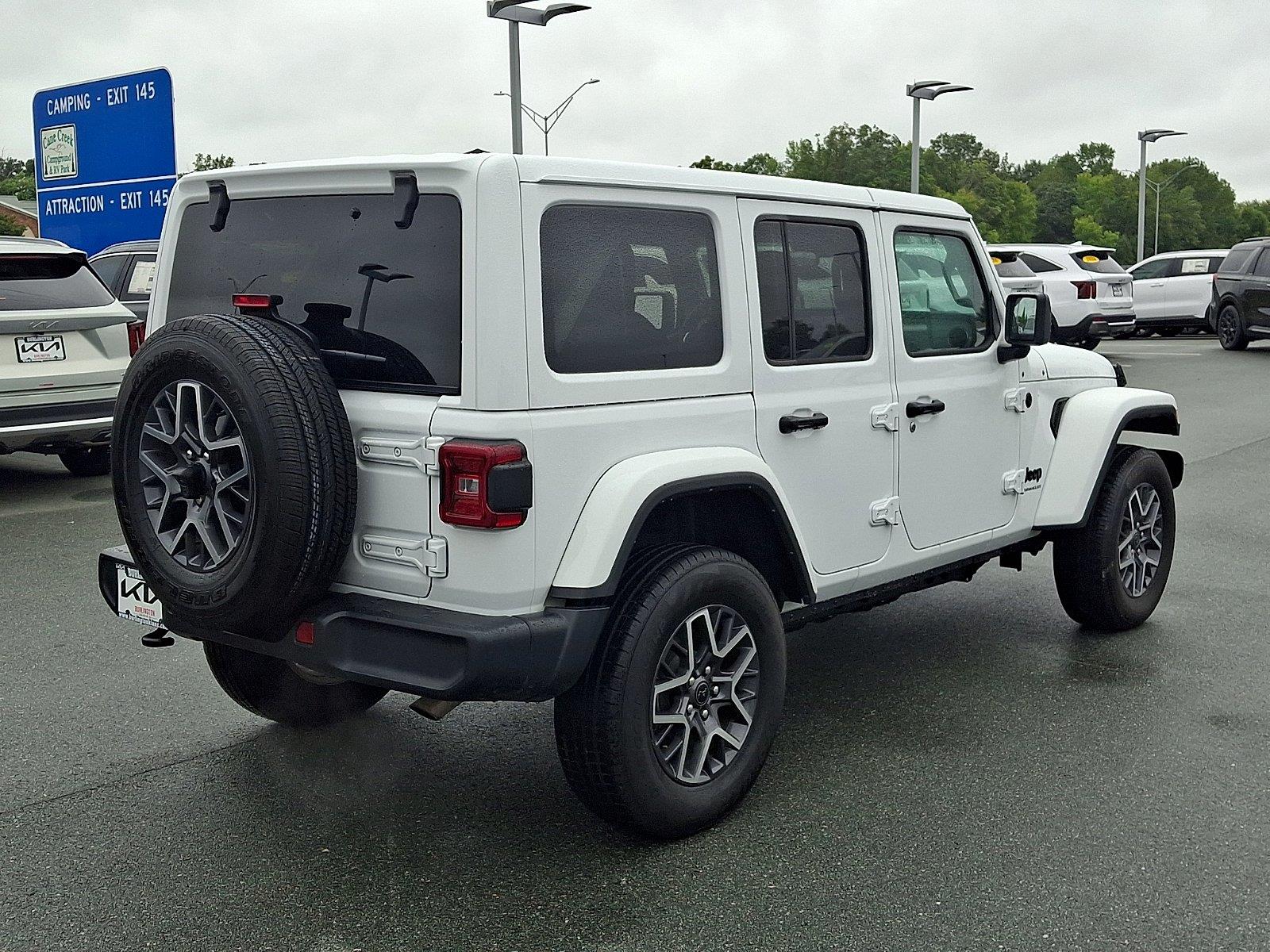 Used 2025 Jeep Wrangler Convertible