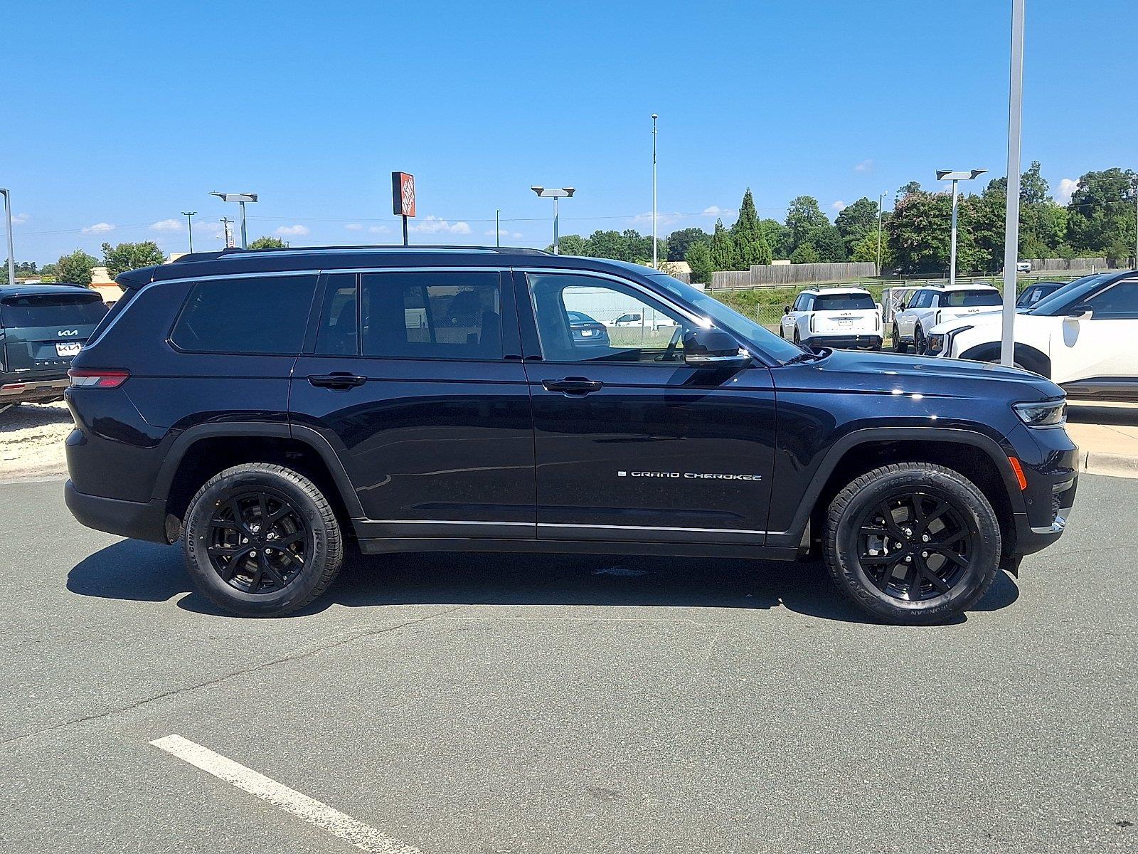 Used 2023 Jeep Grand Cherokee L SUV