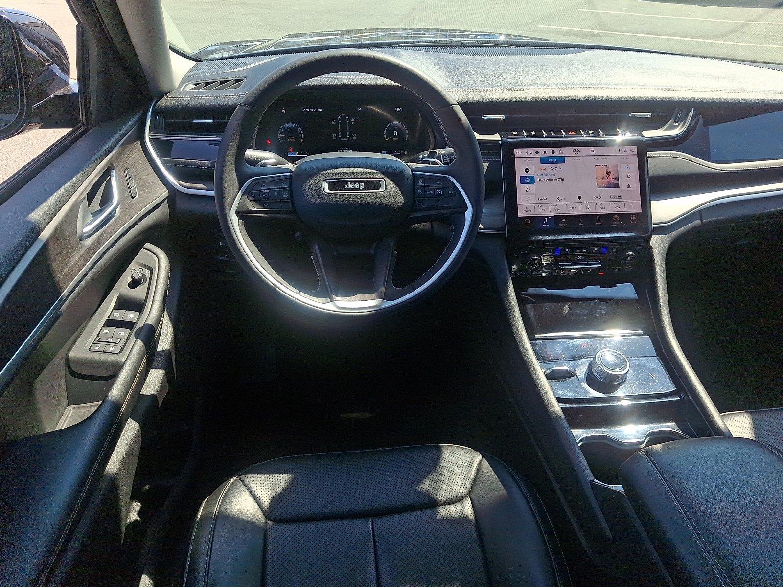 Used 2023 Jeep Grand Cherokee L SUV