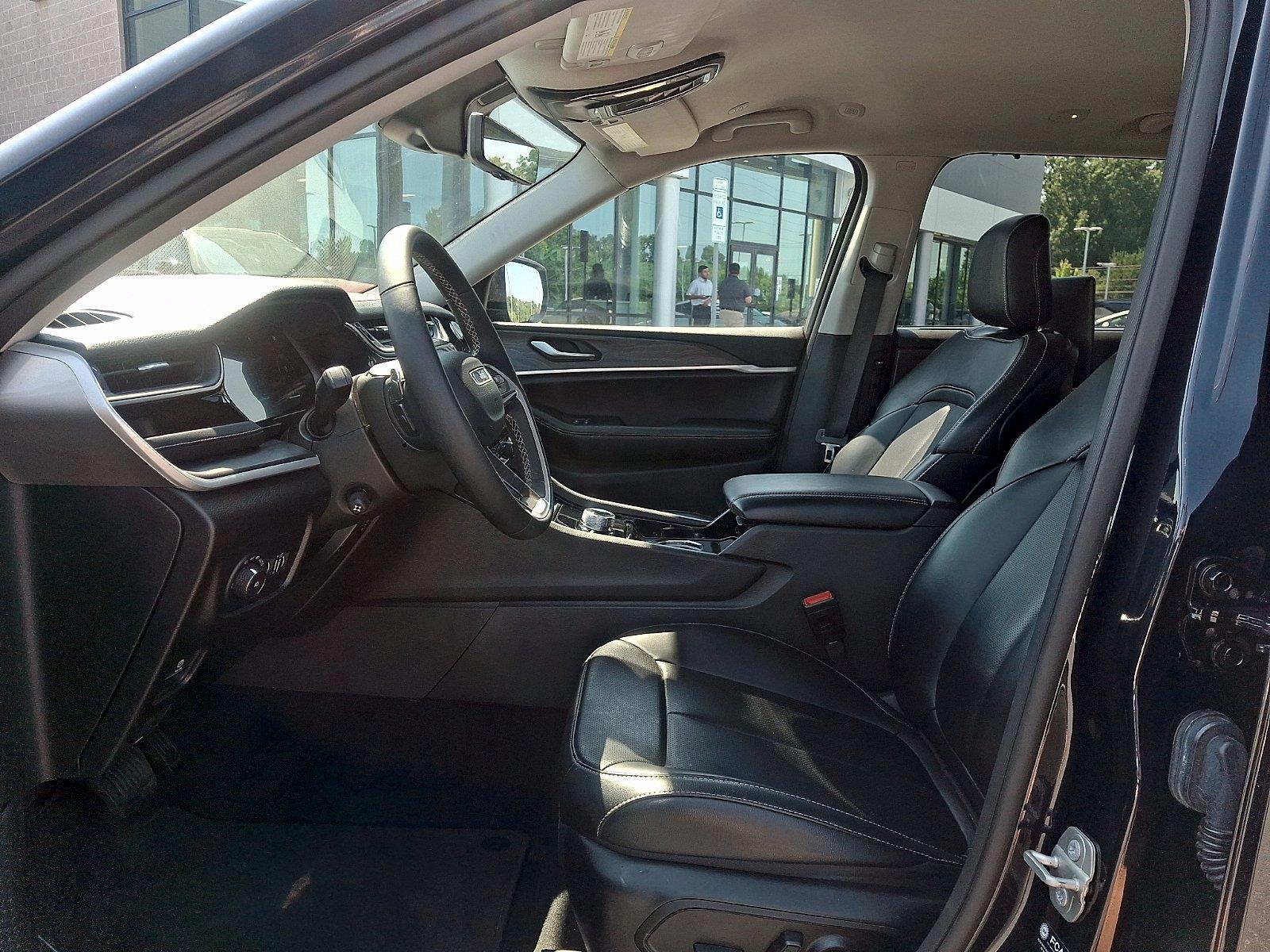 Used 2023 Jeep Grand Cherokee L SUV