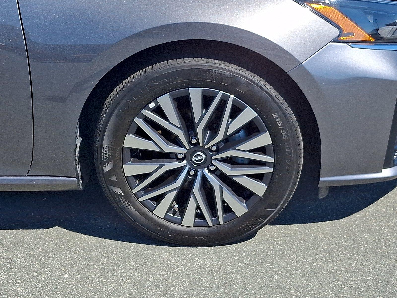 Used 2025 Nissan Altima Sedan