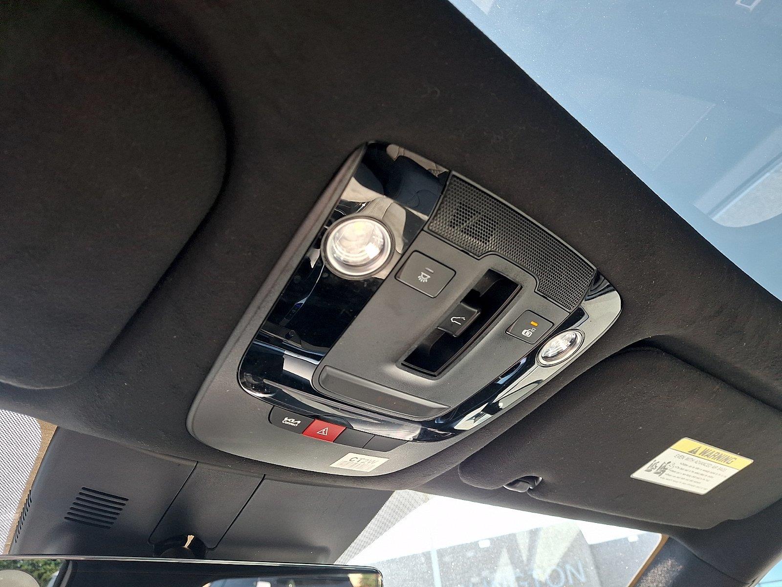 Used 2025 Kia Sorento Hybrid SUV
