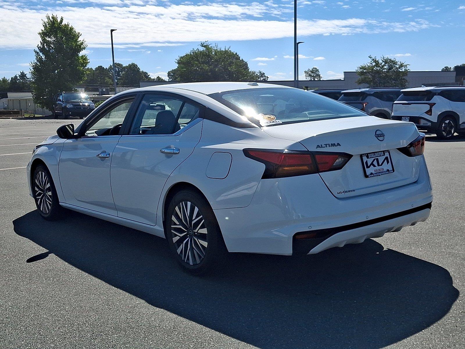 Used 2025 Nissan Altima Sedan