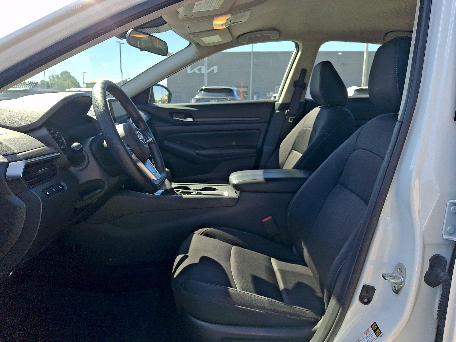 Used 2025 Nissan Altima Sedan