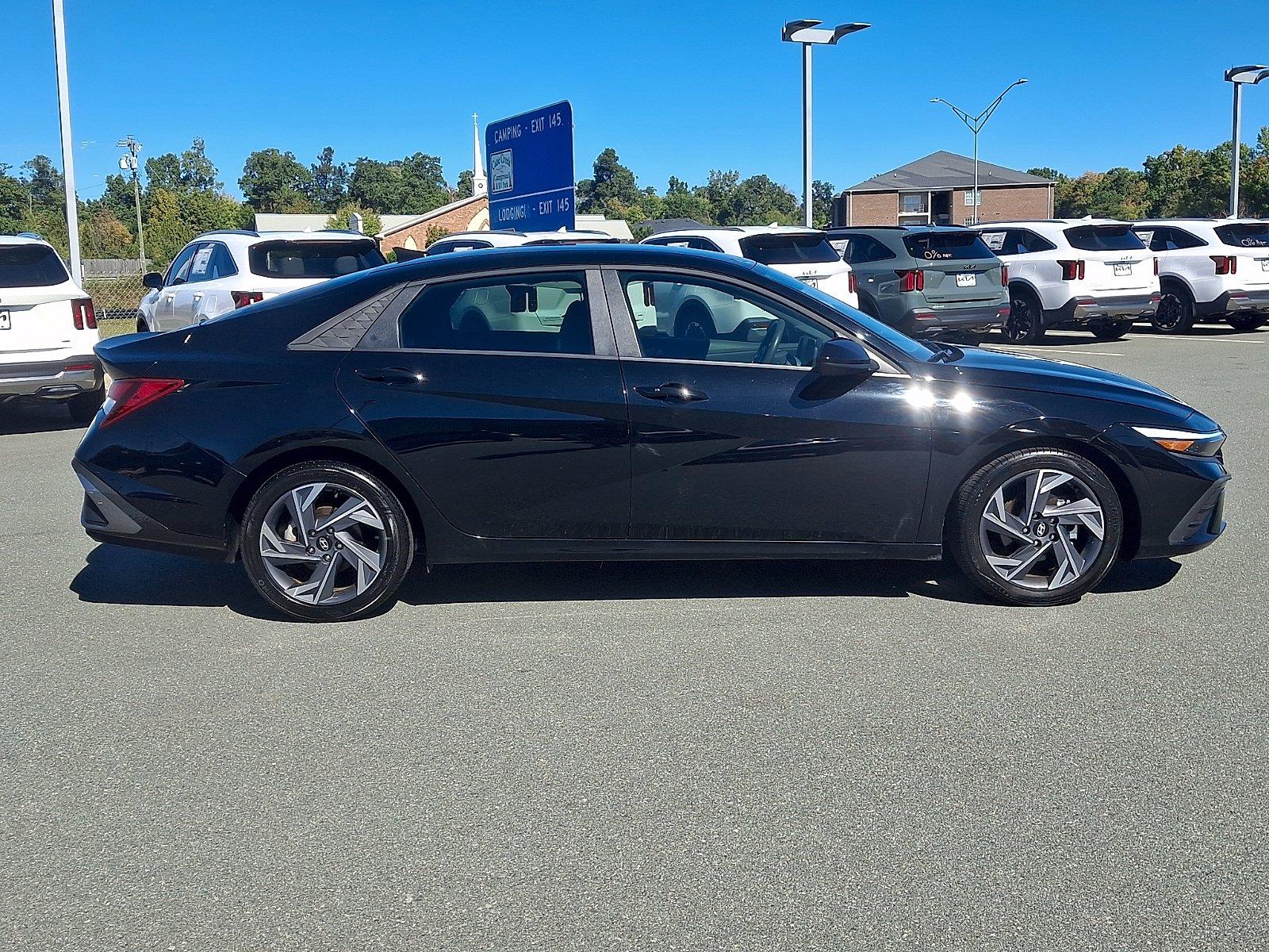 Used 2025 Hyundai Elantra Sedan