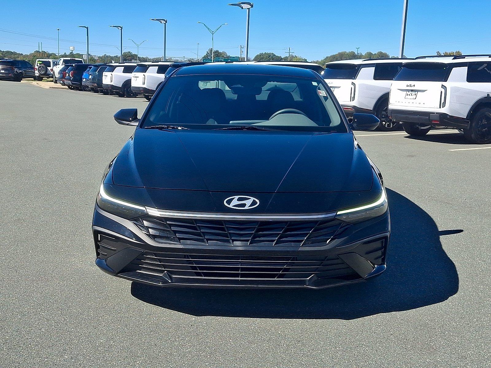 Used 2025 Hyundai Elantra Sedan