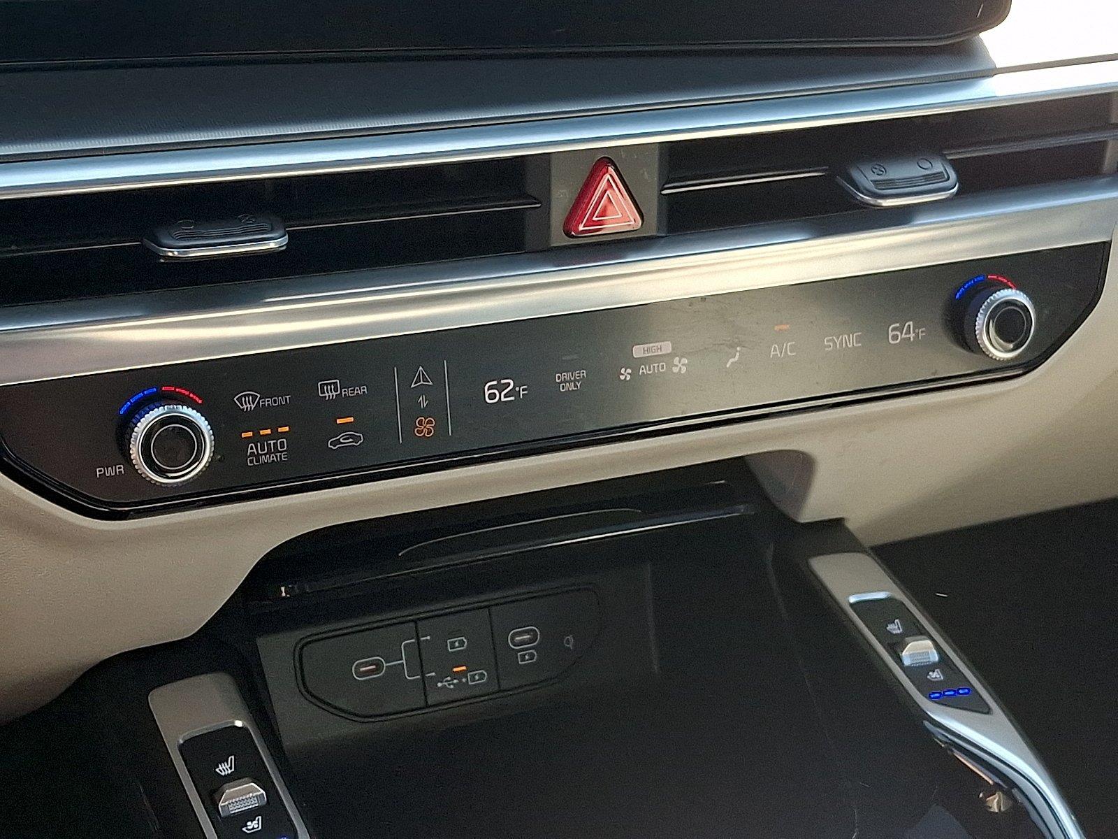 Used 2025 Kia Sorento Hybrid SUV