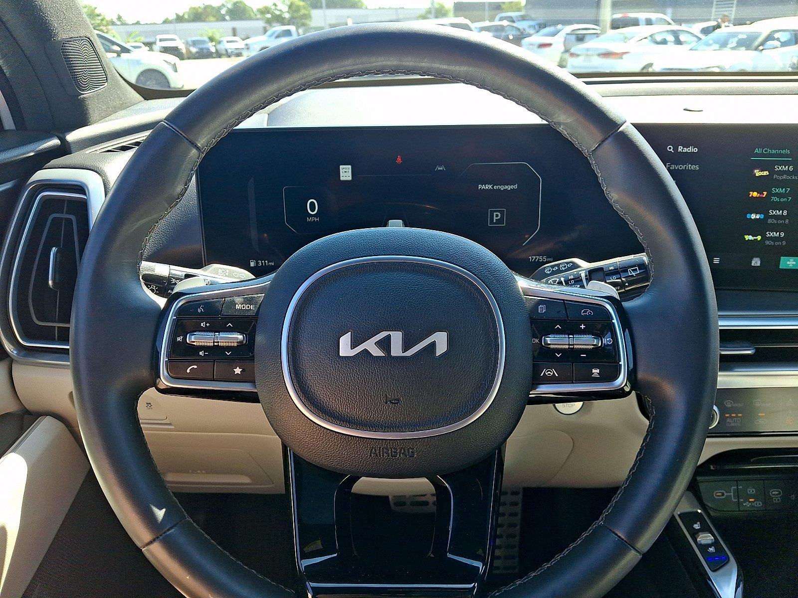 Used 2025 Kia Sorento Hybrid SUV