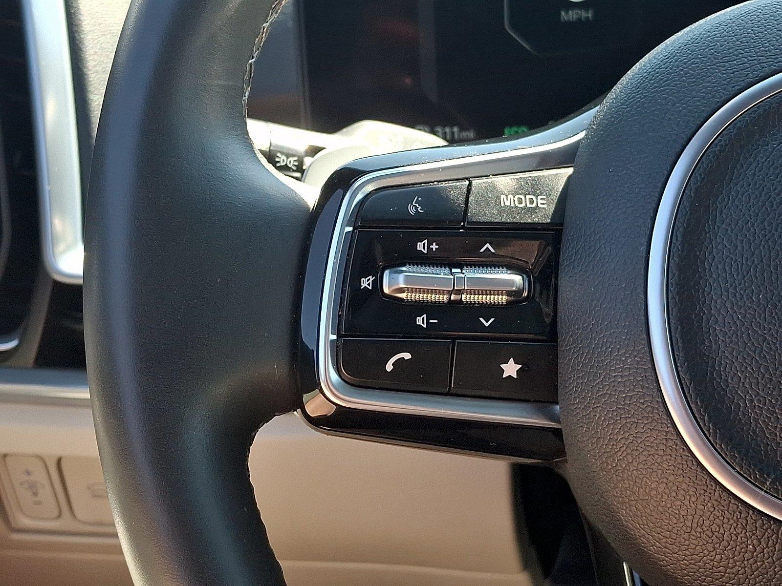 Used 2025 Kia Sorento Hybrid SUV