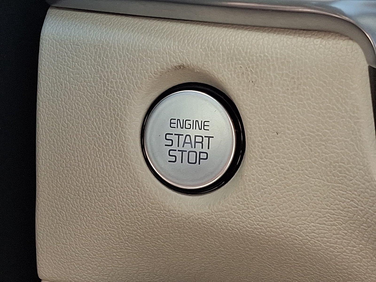 Used 2025 Kia Sorento Hybrid SUV