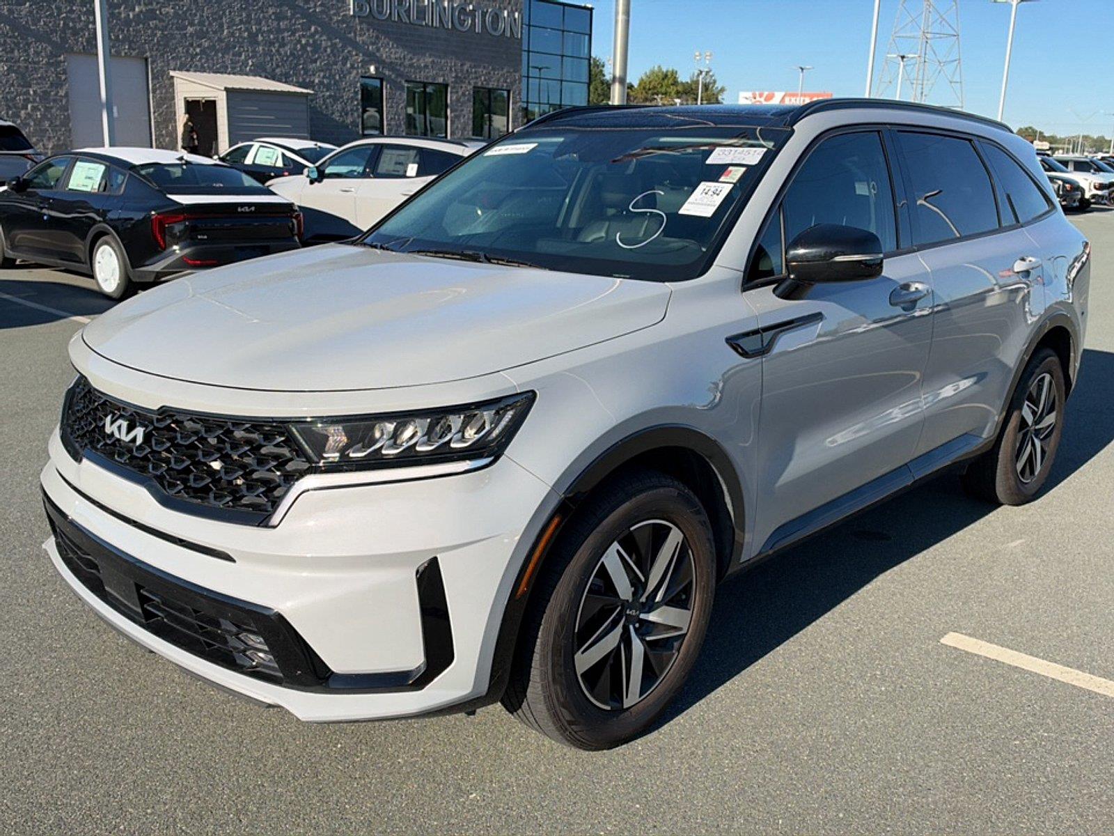 Used 2023 Kia Sorento SUV