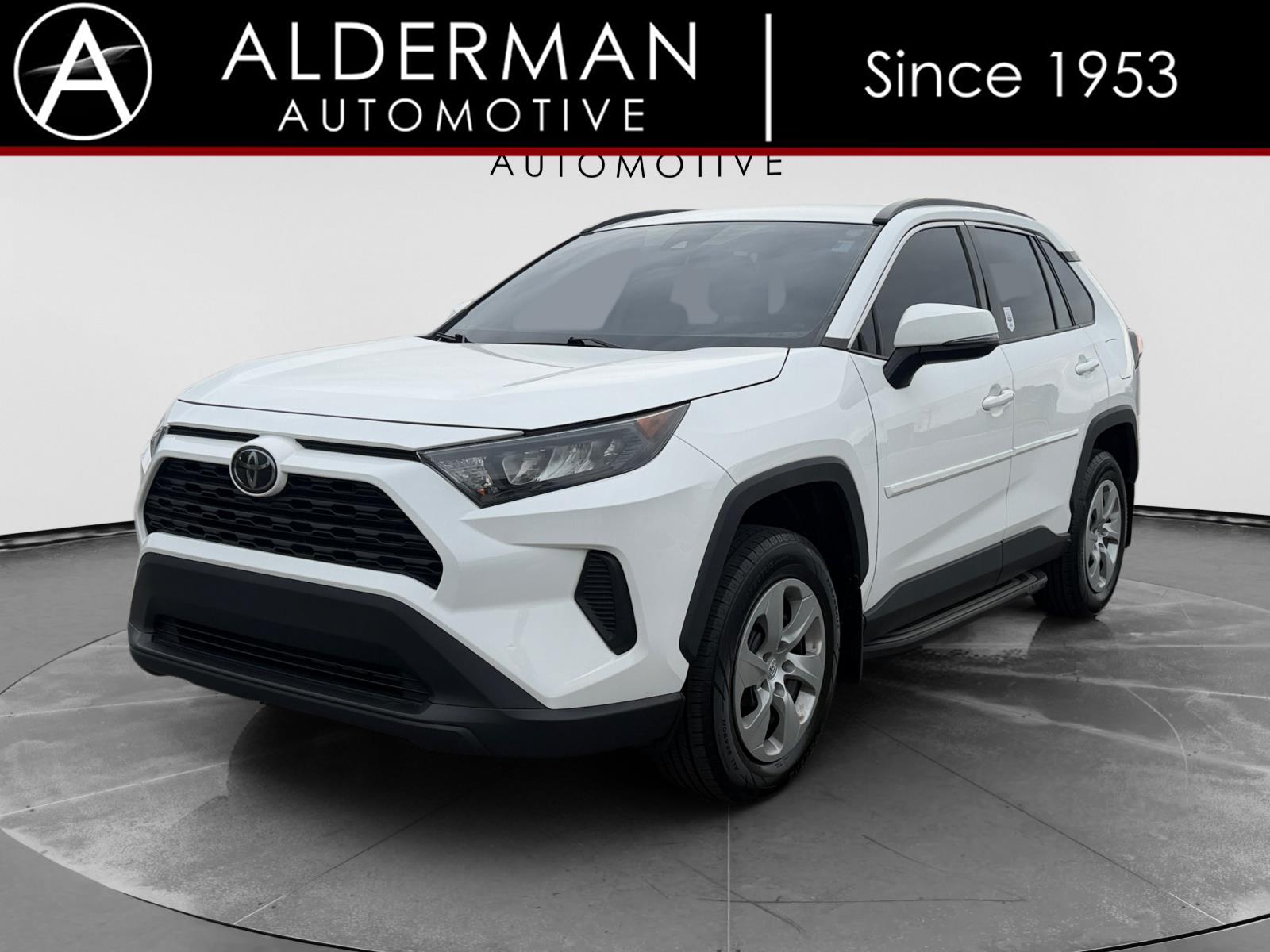Super White 2019 Toyota RAV4 LE FWD SUV / Crossover Front-Wheel Drive 8-Speed Automatic