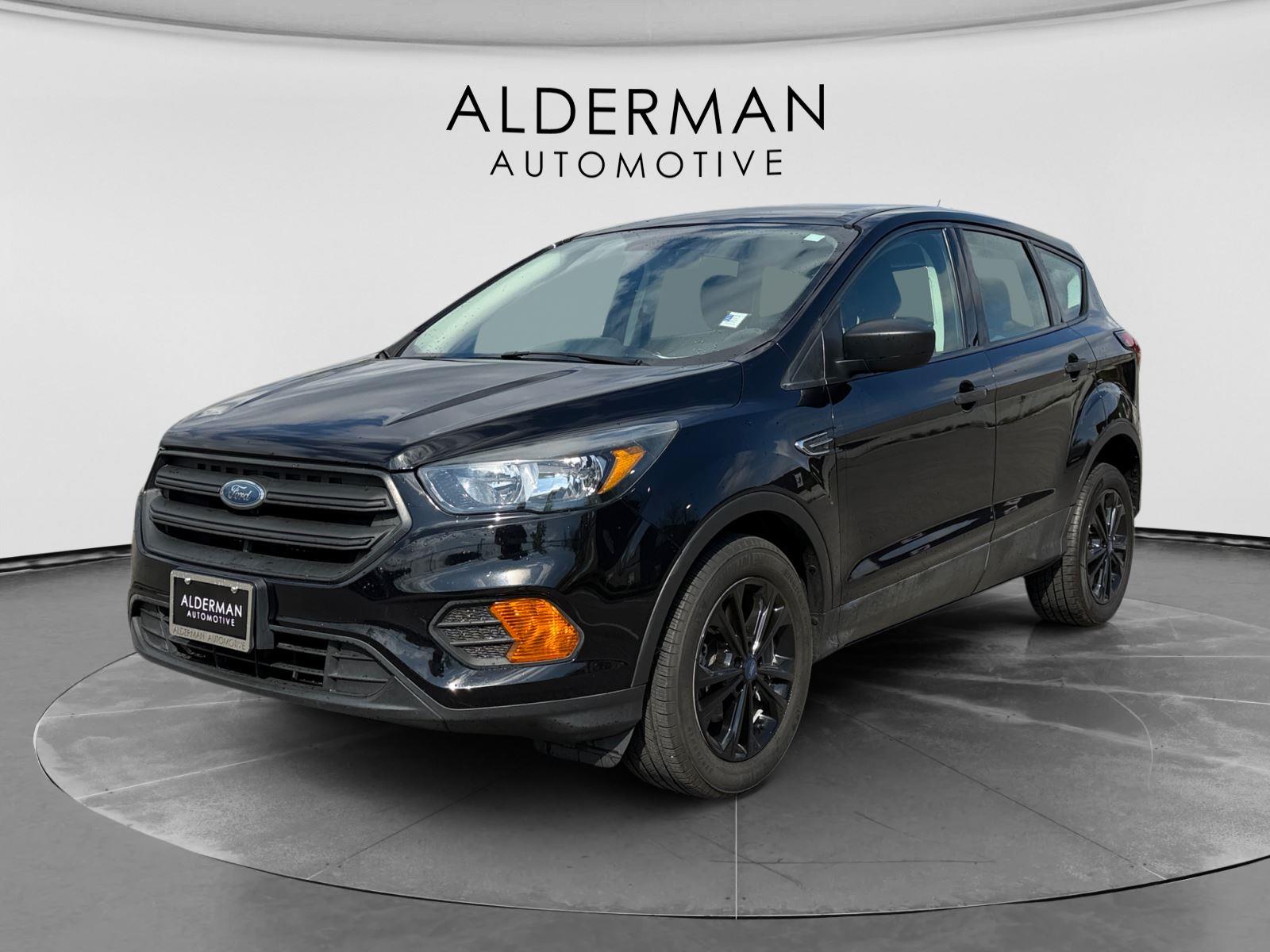 Agate Black 2019 Ford Escape S FWD SUV / Crossover Front-Wheel Drive 6-Speed Automatic