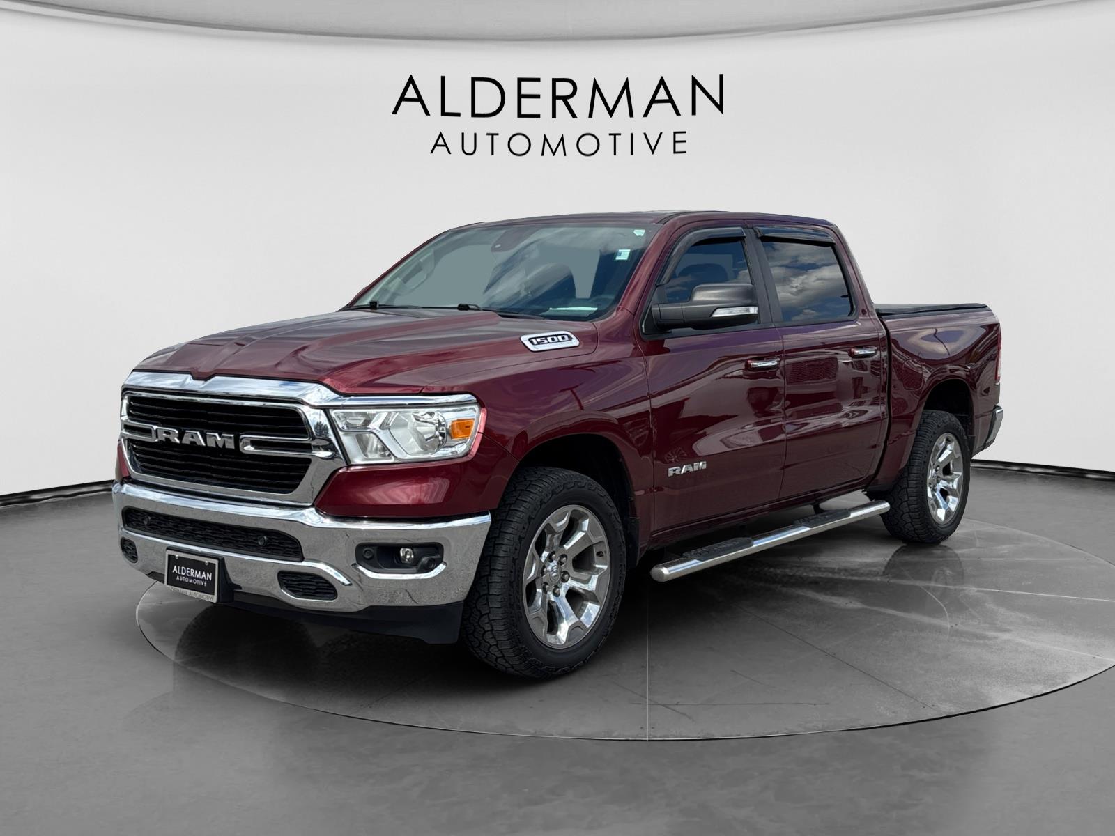 Delmonico Red Pearlcoat 2019 RAM 1500 Big Horn Crew Cab 4WD Pickup Truck Four-Wheel Drive 8-Speed Automatic