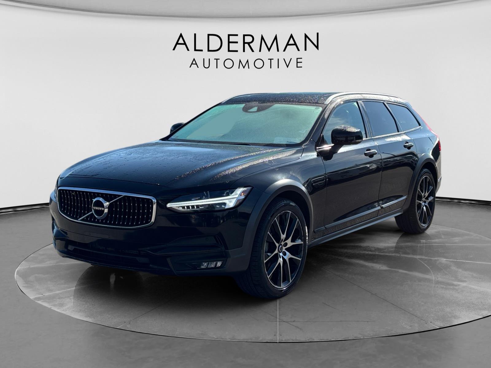 Onyx Black Metallic 2020 Volvo V90 Cross Country T6 AWD Wagon All-Wheel Drive Automatic
