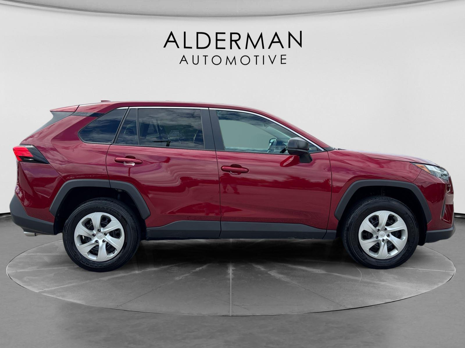 View vehicle photo 6