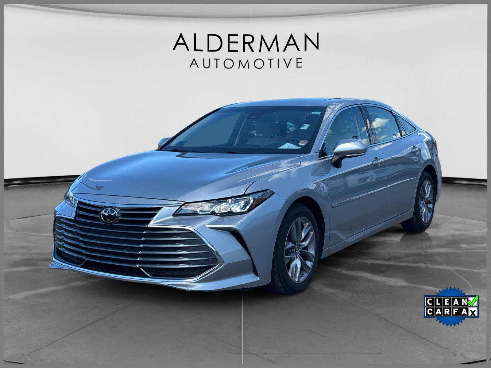 Celestial Silver Metallic 2019 Toyota Avalon Sedan Front-Wheel Drive 8-Speed Automatic