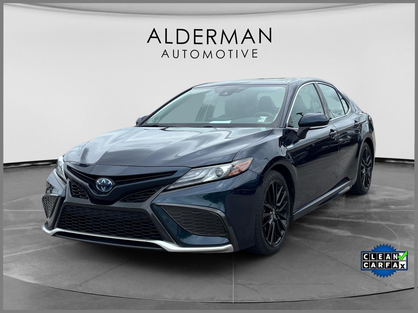  2021 Toyota Camry Hybrid XSE FWD   