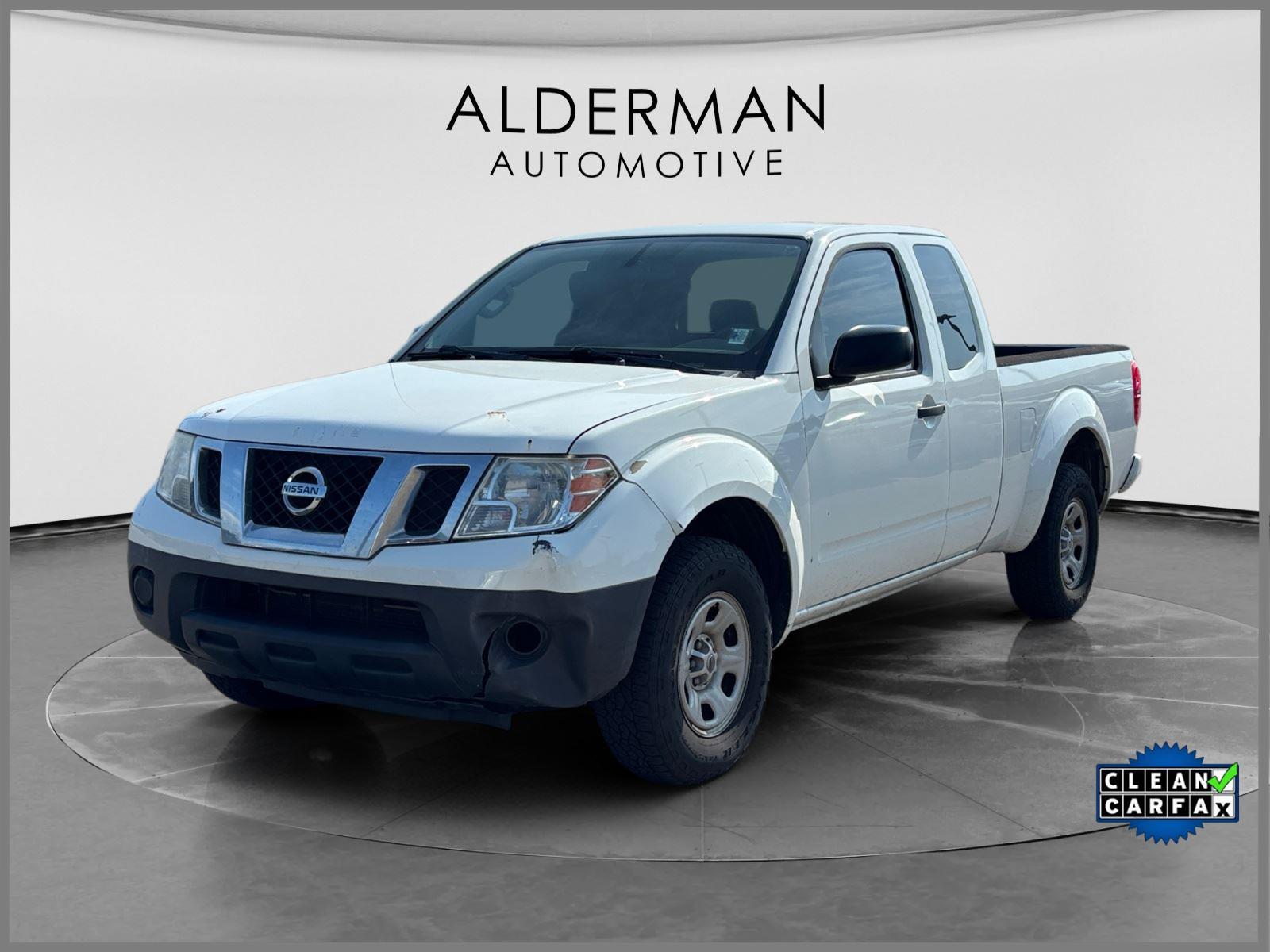 Glacier White 2017 Nissan Frontier Pickup Truck 4X2 Automatic