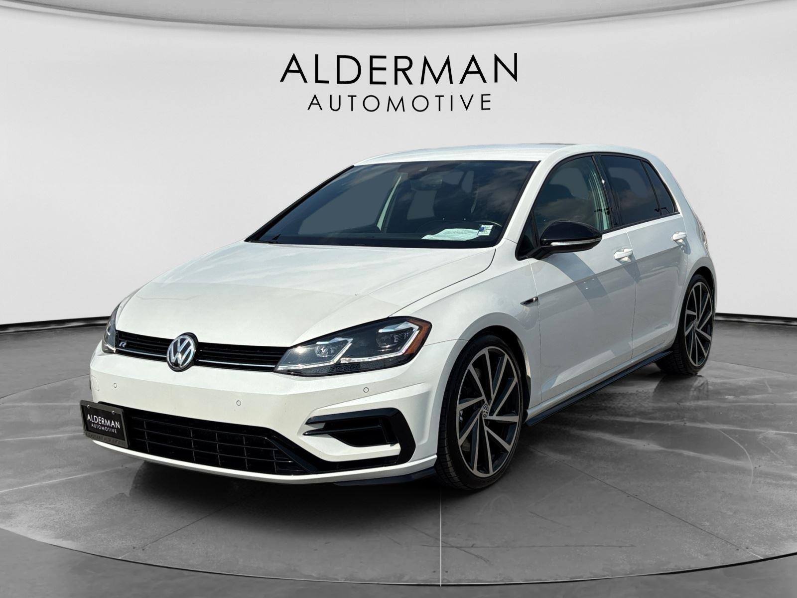 Oryx White Pearl Metallic 2018 Volkswagen Golf R Hatchback All-Wheel Drive Automatic