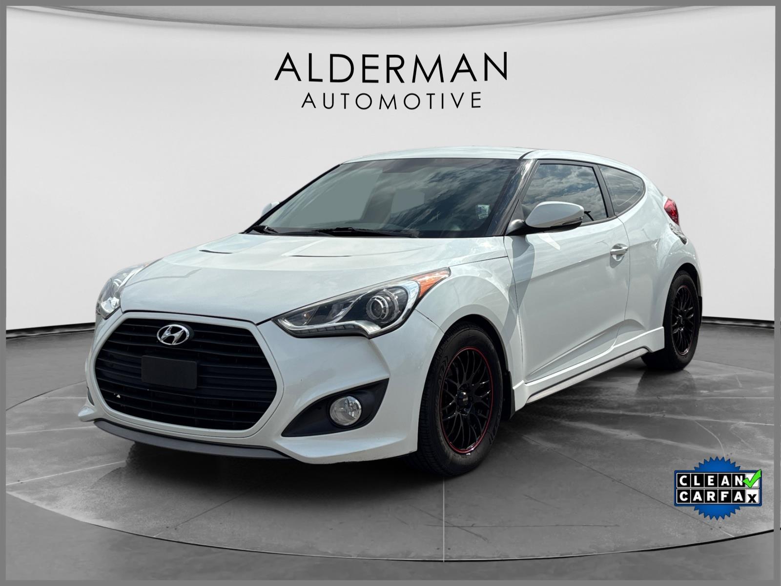 Elite White Pearl 2015 Hyundai Veloster Coupe Front-Wheel Drive Automatic