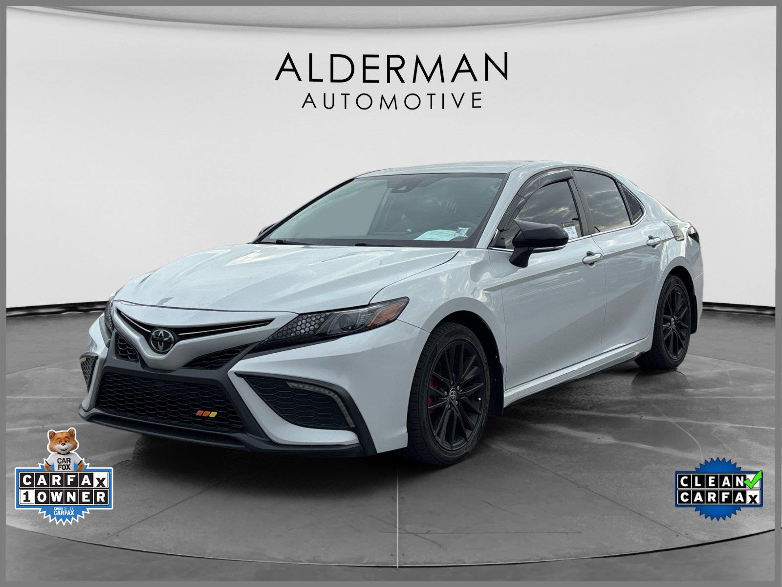 Ice Edge 2024 Toyota Camry Sedan Front-Wheel Drive 8-Speed Automatic