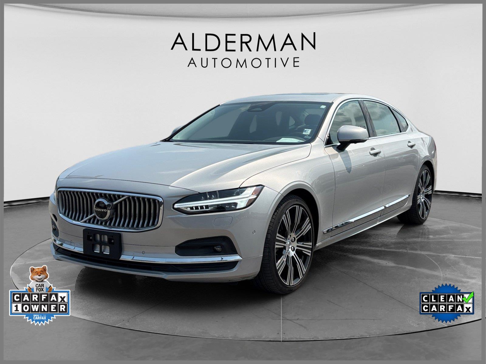 Silver Dawn Metallic 2023 Volvo S90 Sedan All-Wheel Drive Automatic